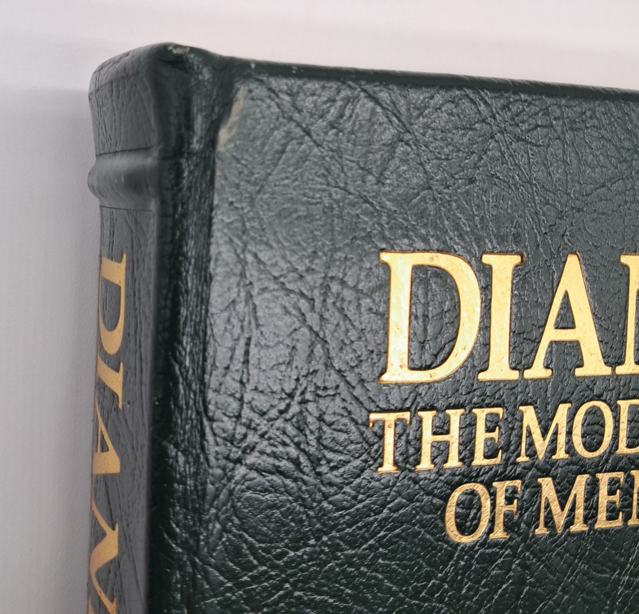 DIANETICS L Ron Hubbard 1990 Gilt Leather Commemorative Edition Scientology Book
