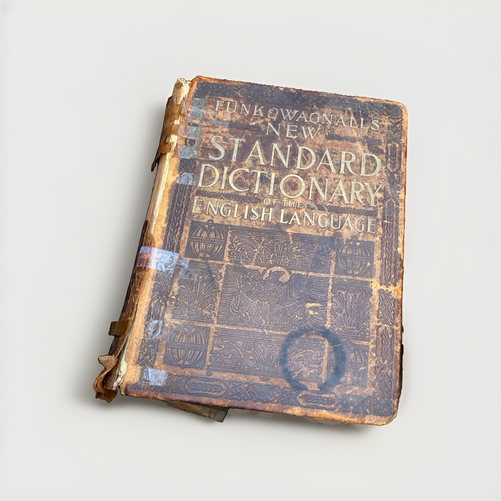 Funk & Wagnalls New Standard Dictionary of the English Language. Vintage 1913.