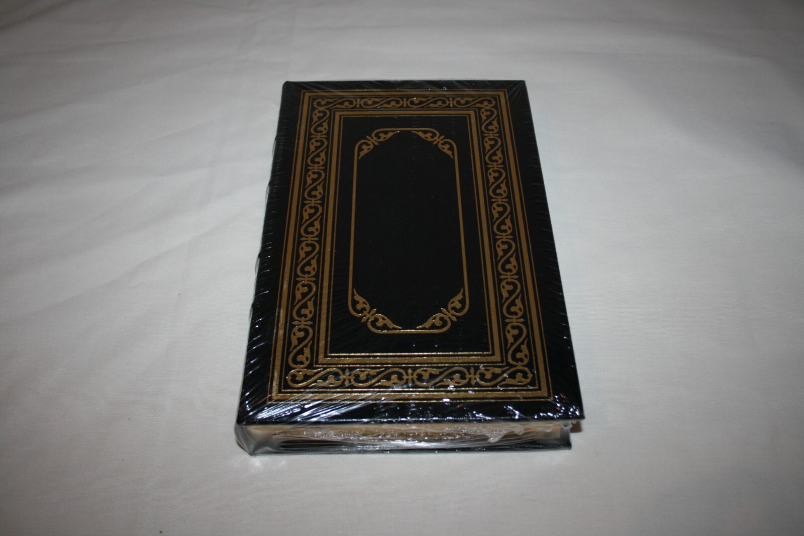 SIGNED Easton Press SCHINDLER’S LIST Thomas Keneally DELUXE LEATHER ED Sealed!