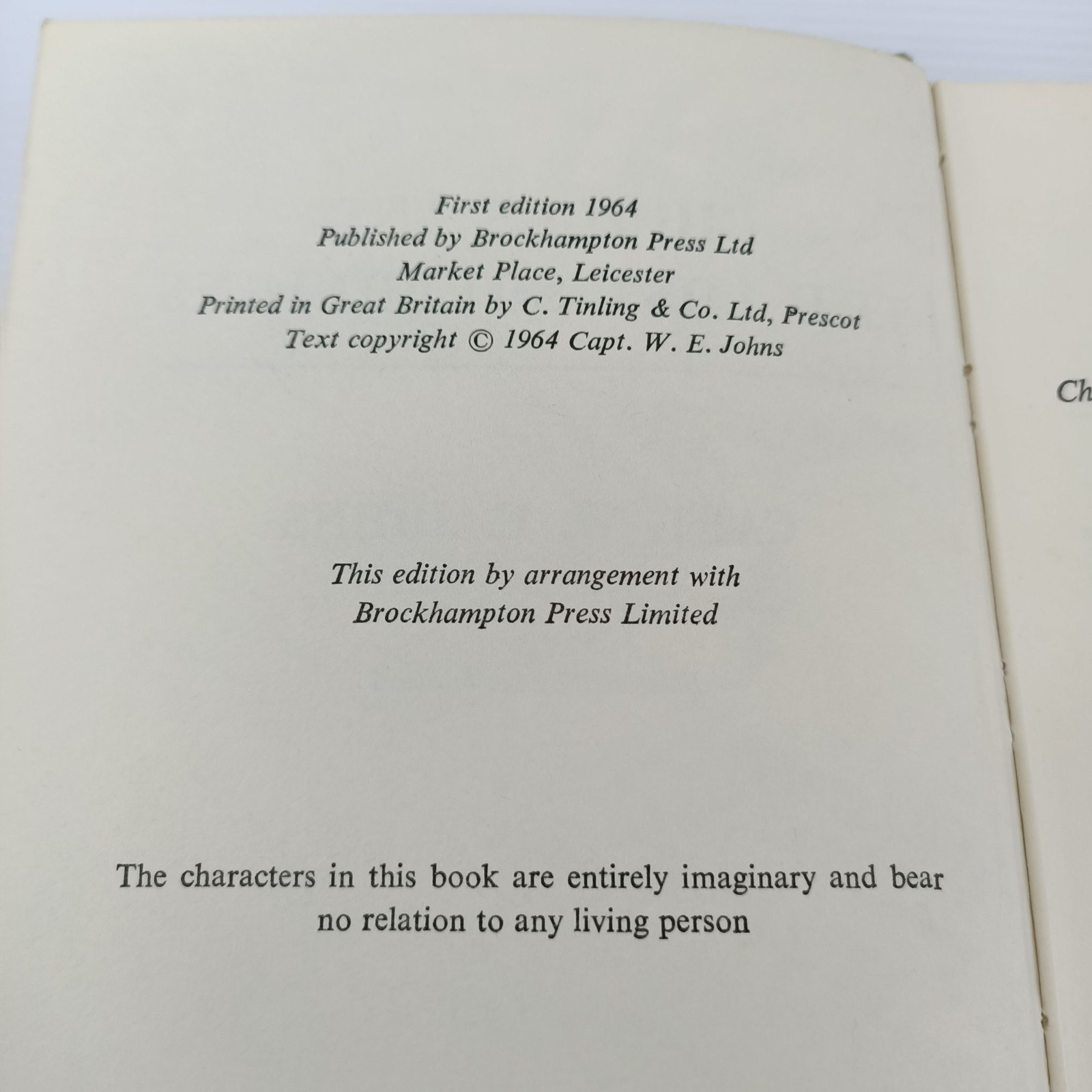 Capt W E Johns Biggles And The Lost Sovereigns 1964 First Edition Hardback Book