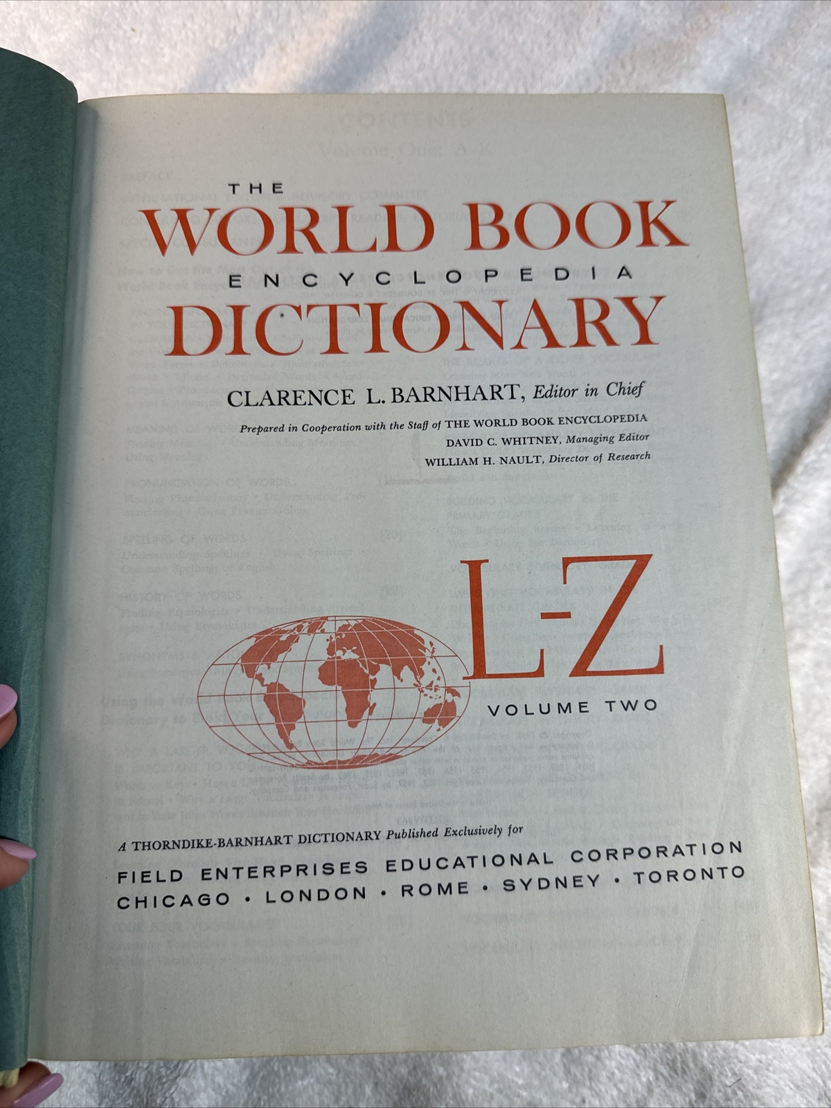 1964 World Book Encyclopedia Dictionaries – 2 Volume Set. Thorndike-Barnhart