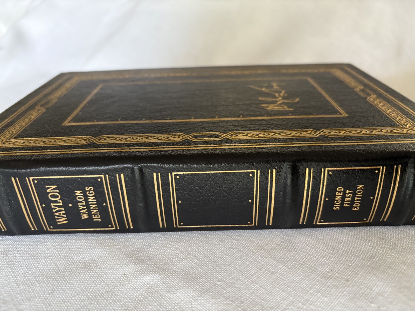 Easton Press „WAYLON“ By W.Jennings Signed ,1st Ed, Leather Bound #1,381/3000