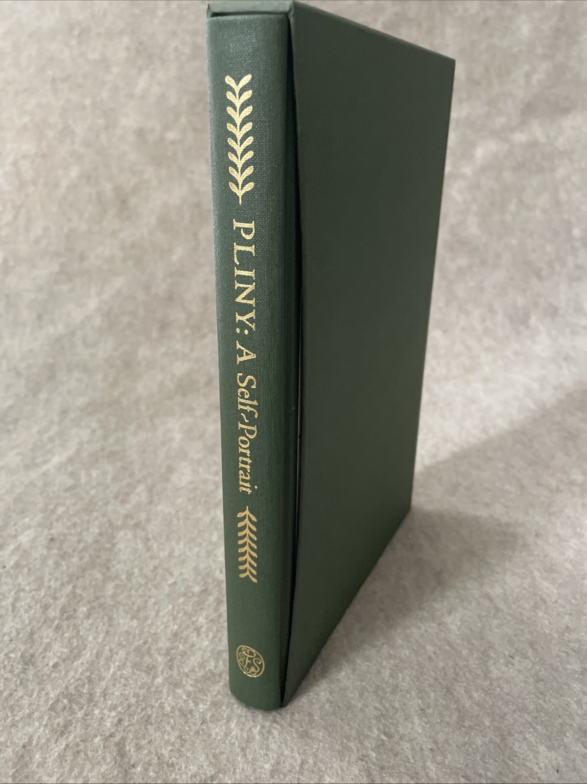 Folio Society Pliny: A Self Portrait w/slipcase NEAR MINT TC