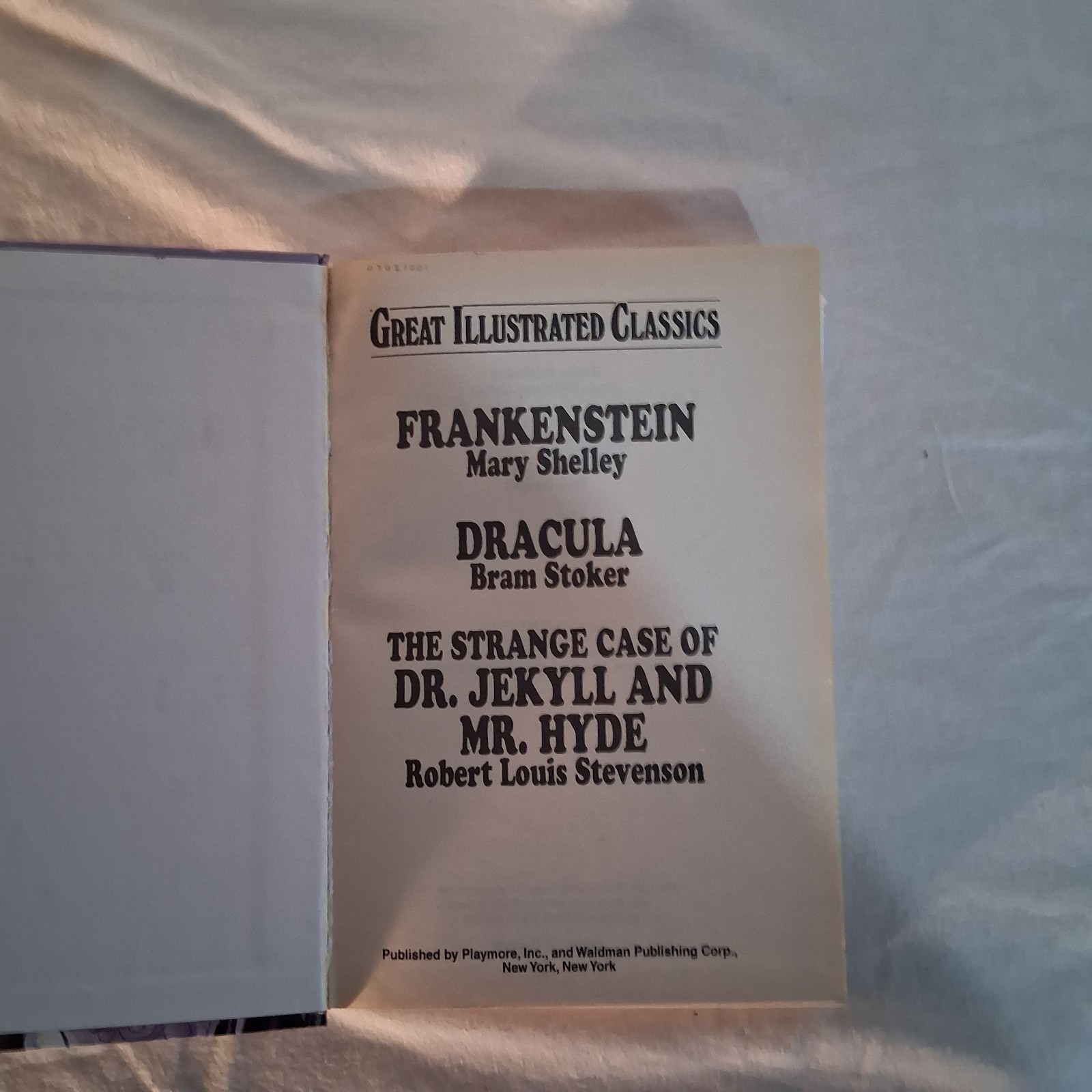 Vintage Great Illustrated Classics 3 Books In 1 Frankenstein/Dracula/Dr. Jekyll