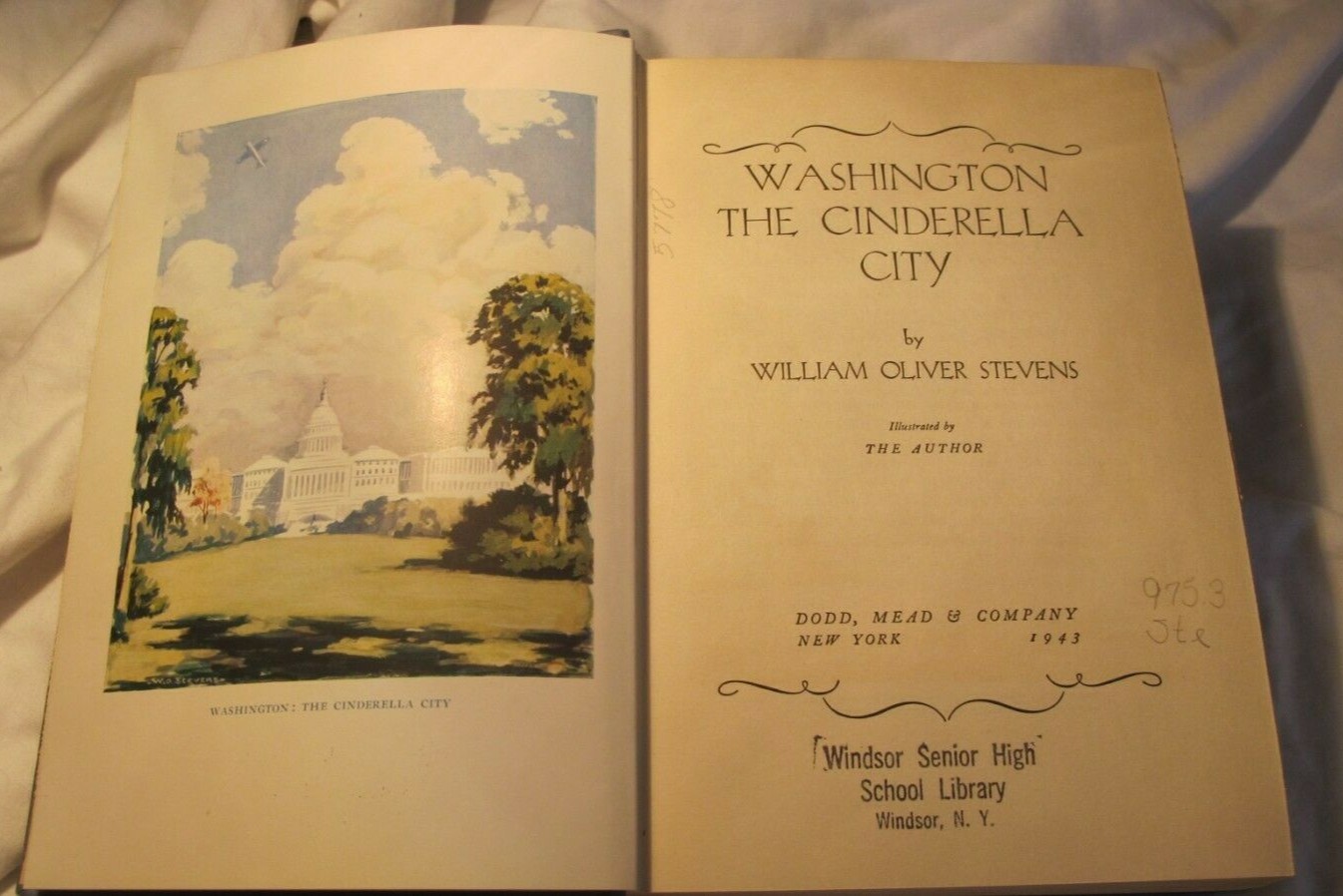 Stevens, William Oliver. WASHINGTON THE CINDERELLA CITY. Illustrated by Author