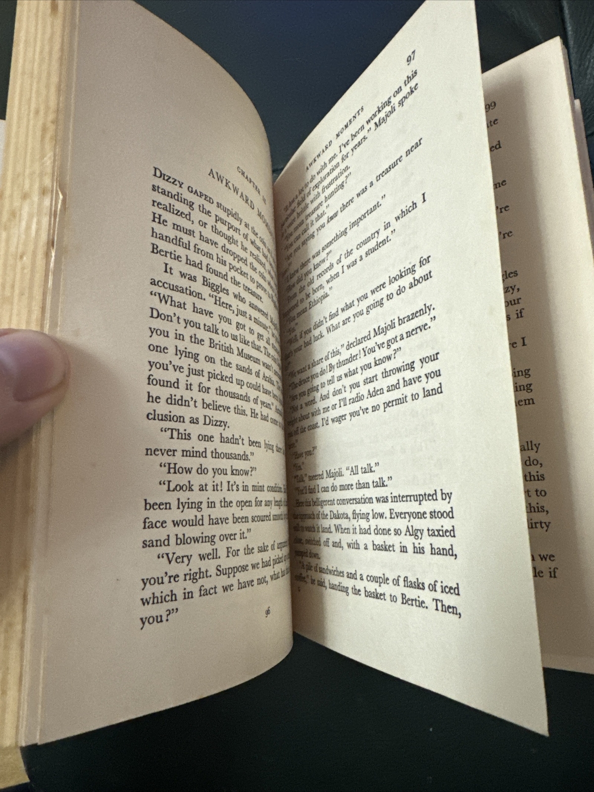 Biggles Forms a Syndicate (Johns, W. E. ; Illus Stead – 1961) First Edition