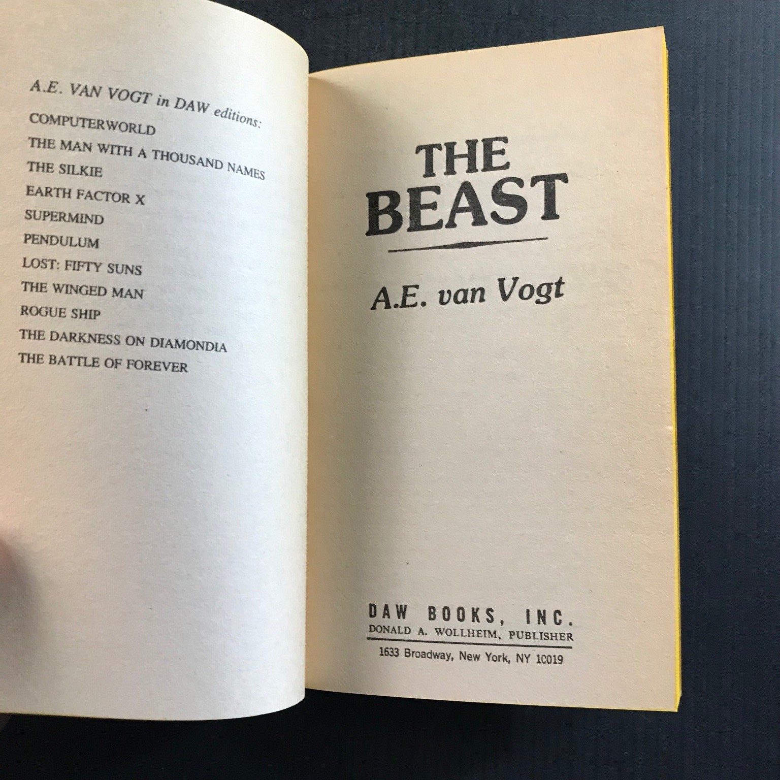 THE BEAST Monster Past Future A.E. Van Vogt 1984 First DAW Printing Sci-Fi