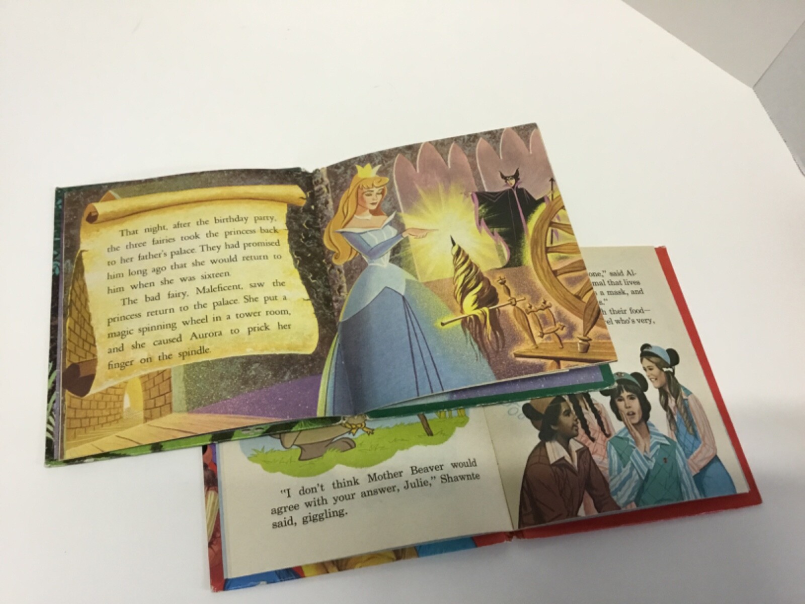 Lot of 2 Tell A Tale books- SLEEPING BEAUTY 1959/MICKEY MOUSE MOUSEKETEERS 1977