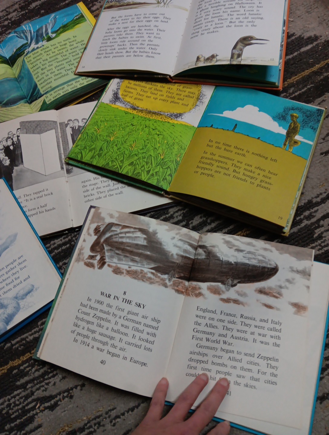 Animals Do The Strangest Things Published 1964-1970 RandomHouse 7 Books ClubEd