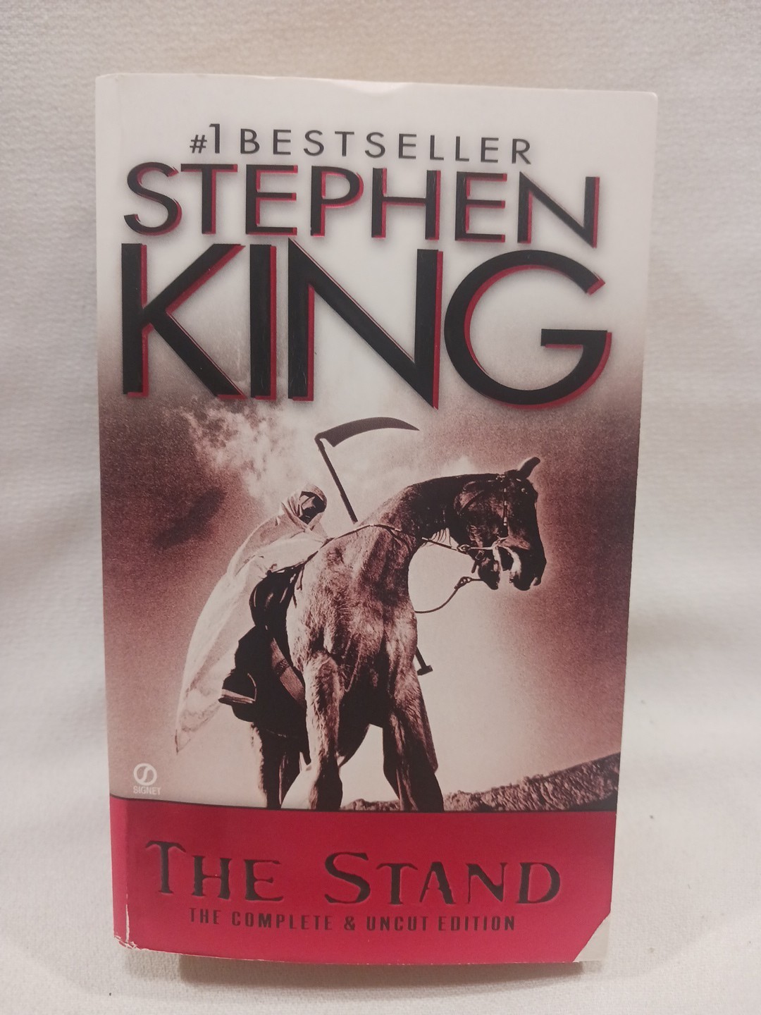 The Stand Complete & Uncut Edition Stephen King Signet Paperback UNCREASED SPINE