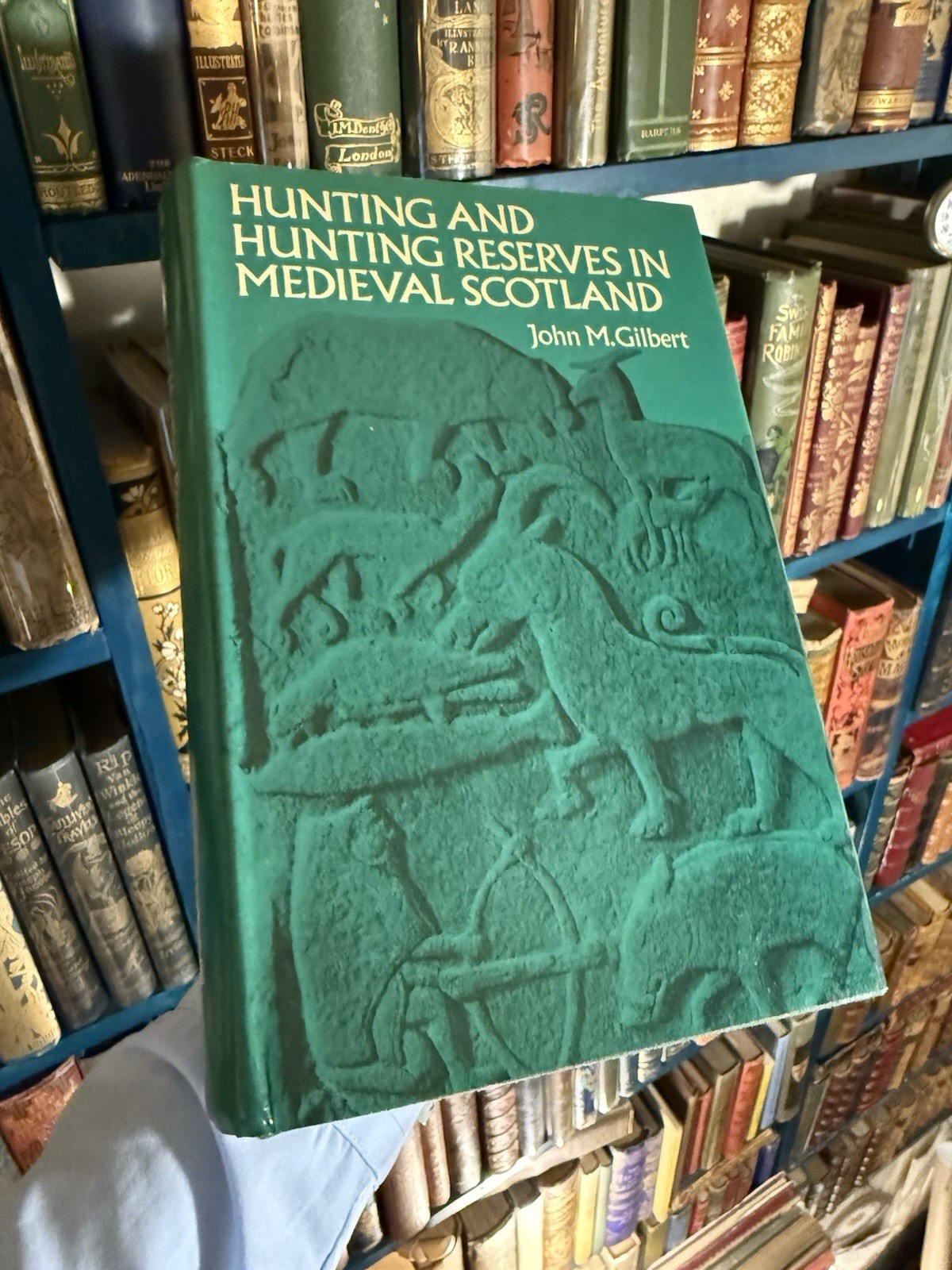 Gilbert’s HUNTING AND HUNTING RESERVES IN MEDIEVAL SCOTLAND Forest Laws 1979: VG