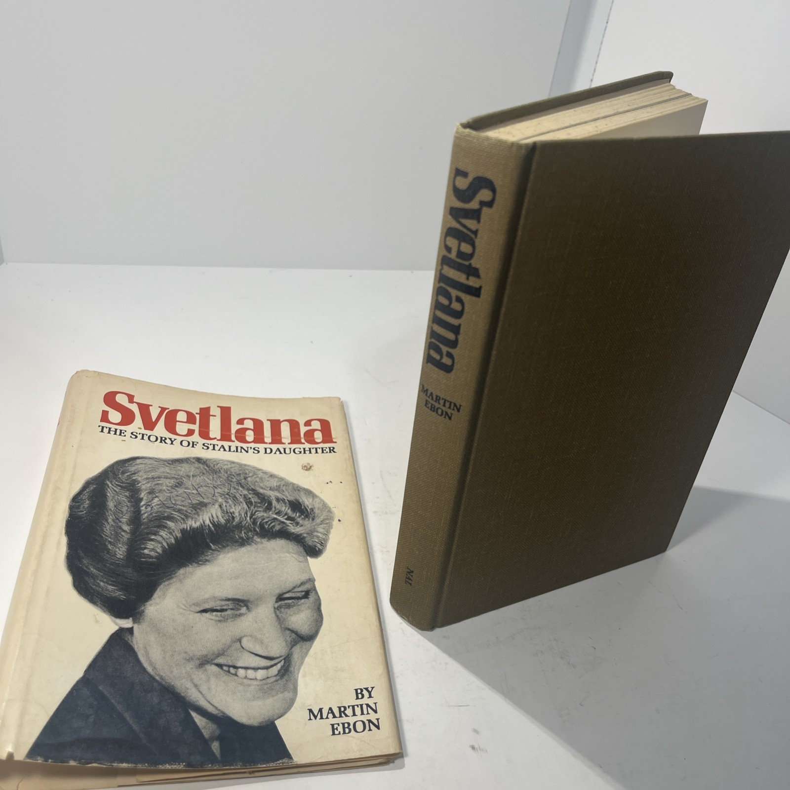 SVETLANA: The Story Of Stalin’s Daughter by Martin Ebon -1967- BCE Hardcover DJ