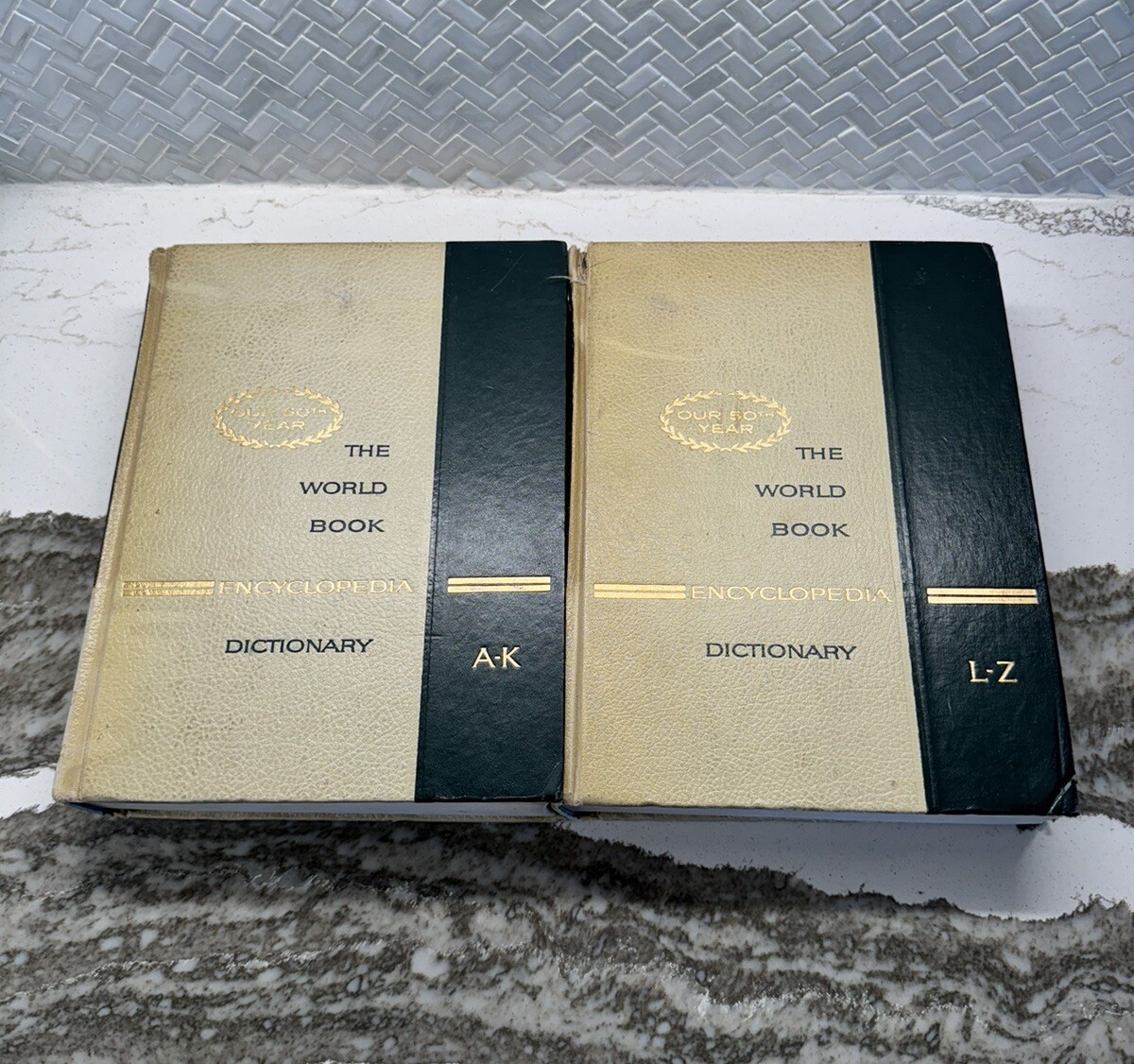 The World Book Encyclopedia Thorndikeb – Barnhart Dictionary Set 50th year 1969