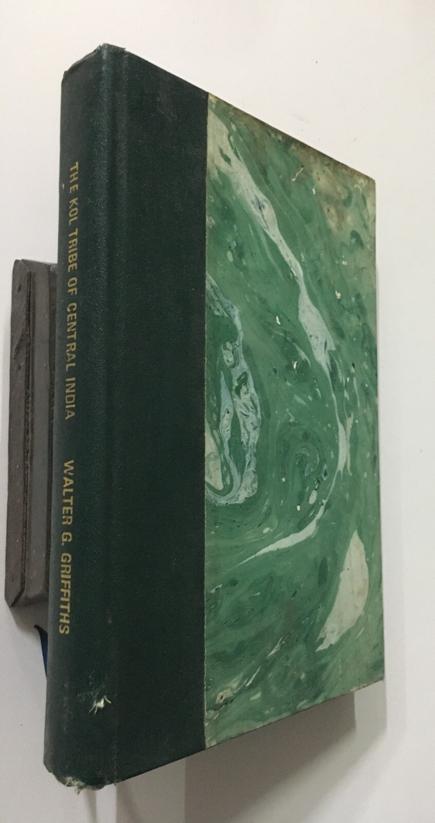 Griffiths, Walter G: The Kol Tribe Of Central India. 1993. Calcutta. 333 pages