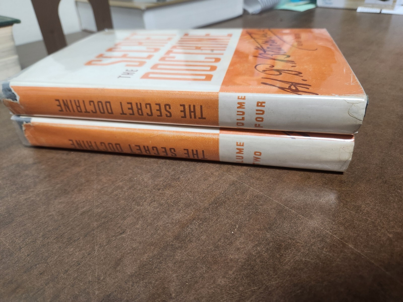 Vols 2 & 4 of THE SECRET DOCTRINE by H.P. Blavatsky 1962 Adyar Edition Theosophy