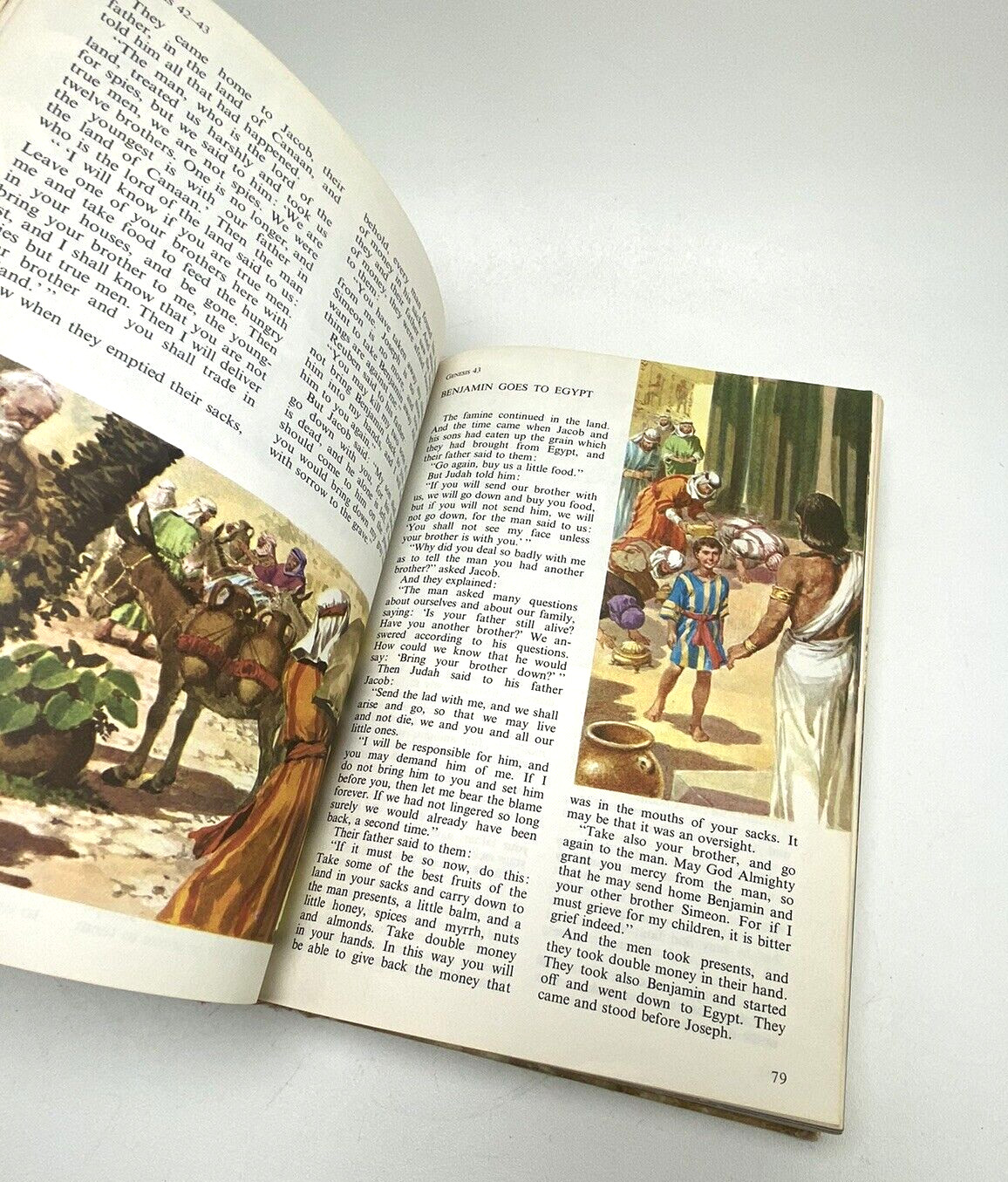 The Children’s Bible, 1965 Golden Press, Hardcover Illustrated Book, 8th Print