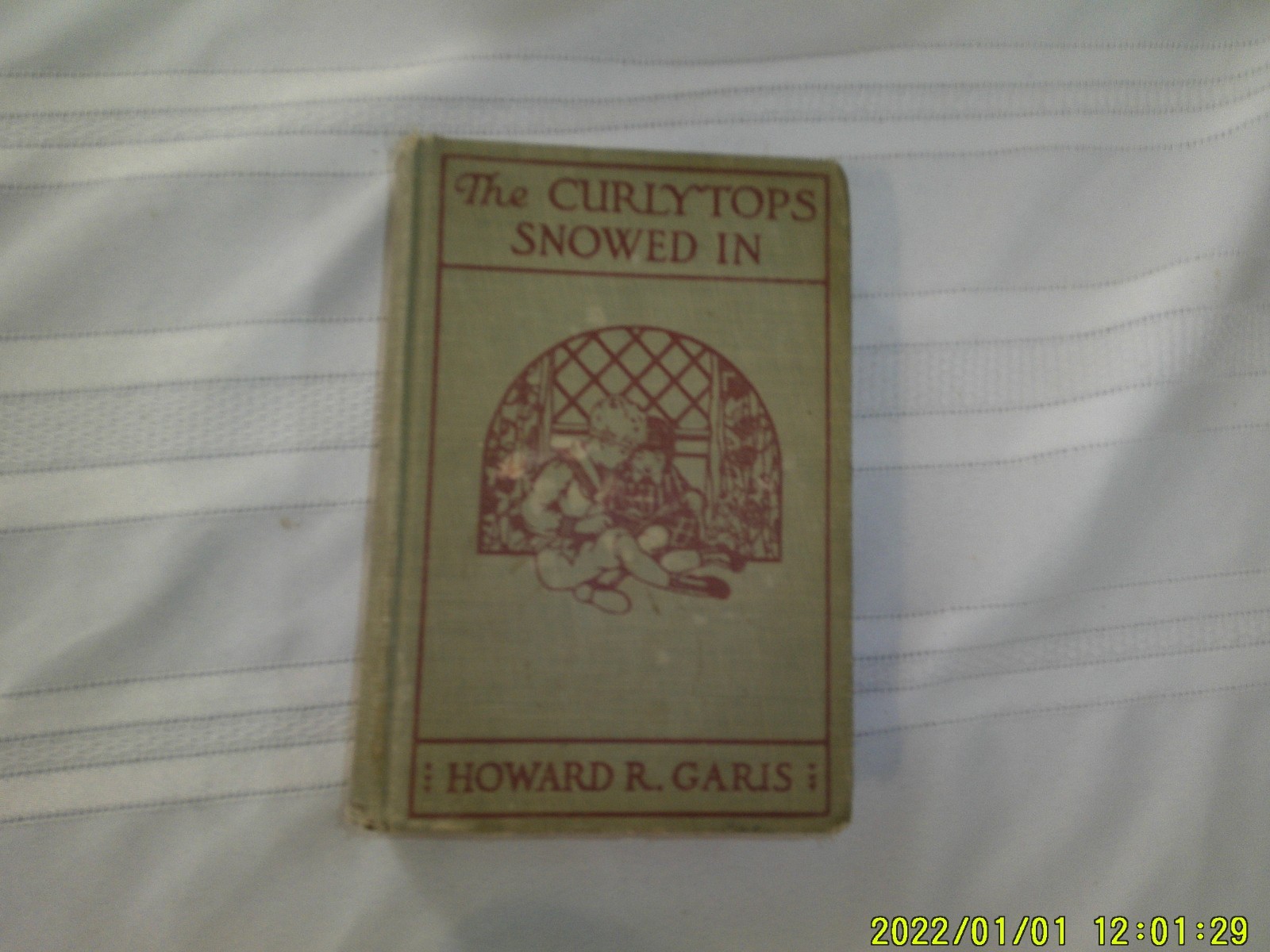 VINTAGE HARDBACK BOOK THE CURLYTOPS SNOWED IN HOWARD R. GARIS