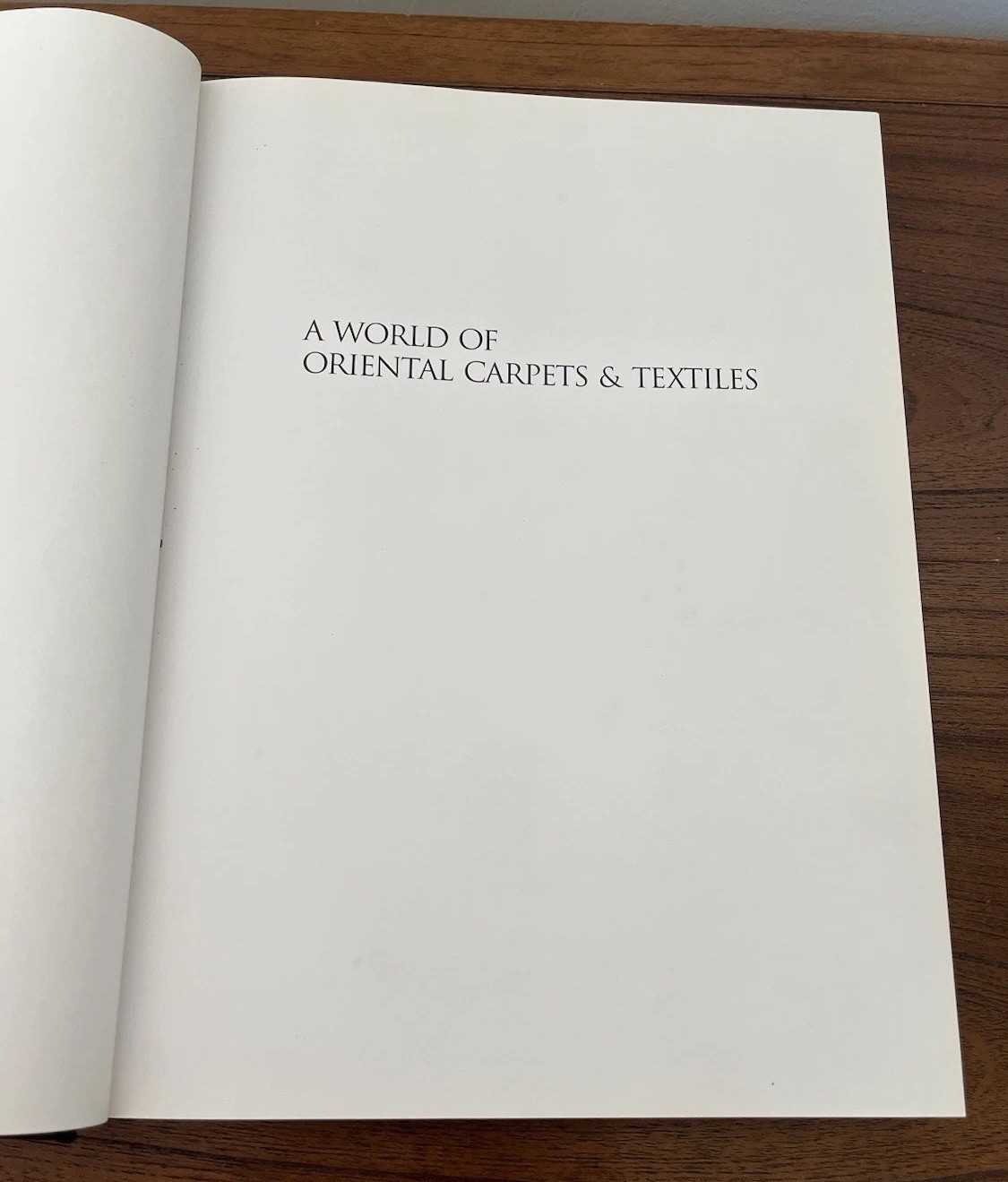 A World of Carpets & Textiles 1st Edition 2003 Hardcover Murray L Eiland Jr RARE