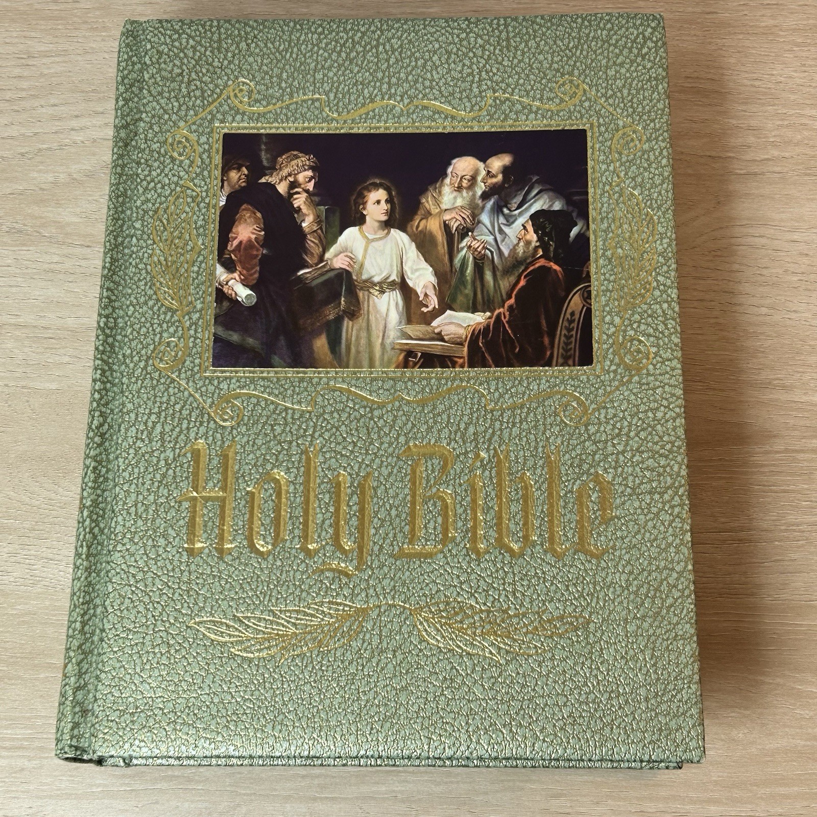 Vintage Holy Bible Heirloom Edition 1978-79 NAB Hardcover Red Letter Illustrated