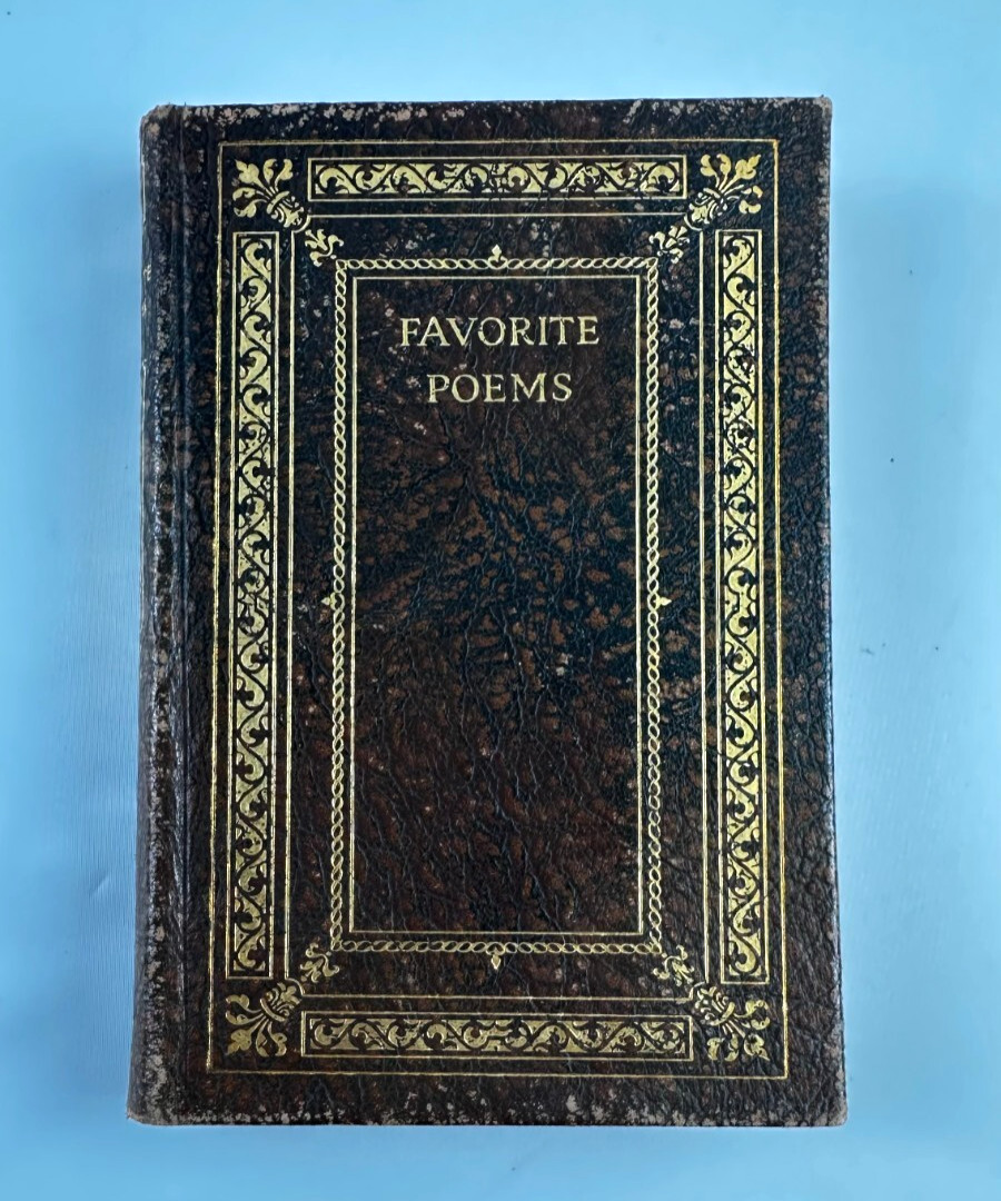 Favorite Poems From English And American Authors Hardcopy