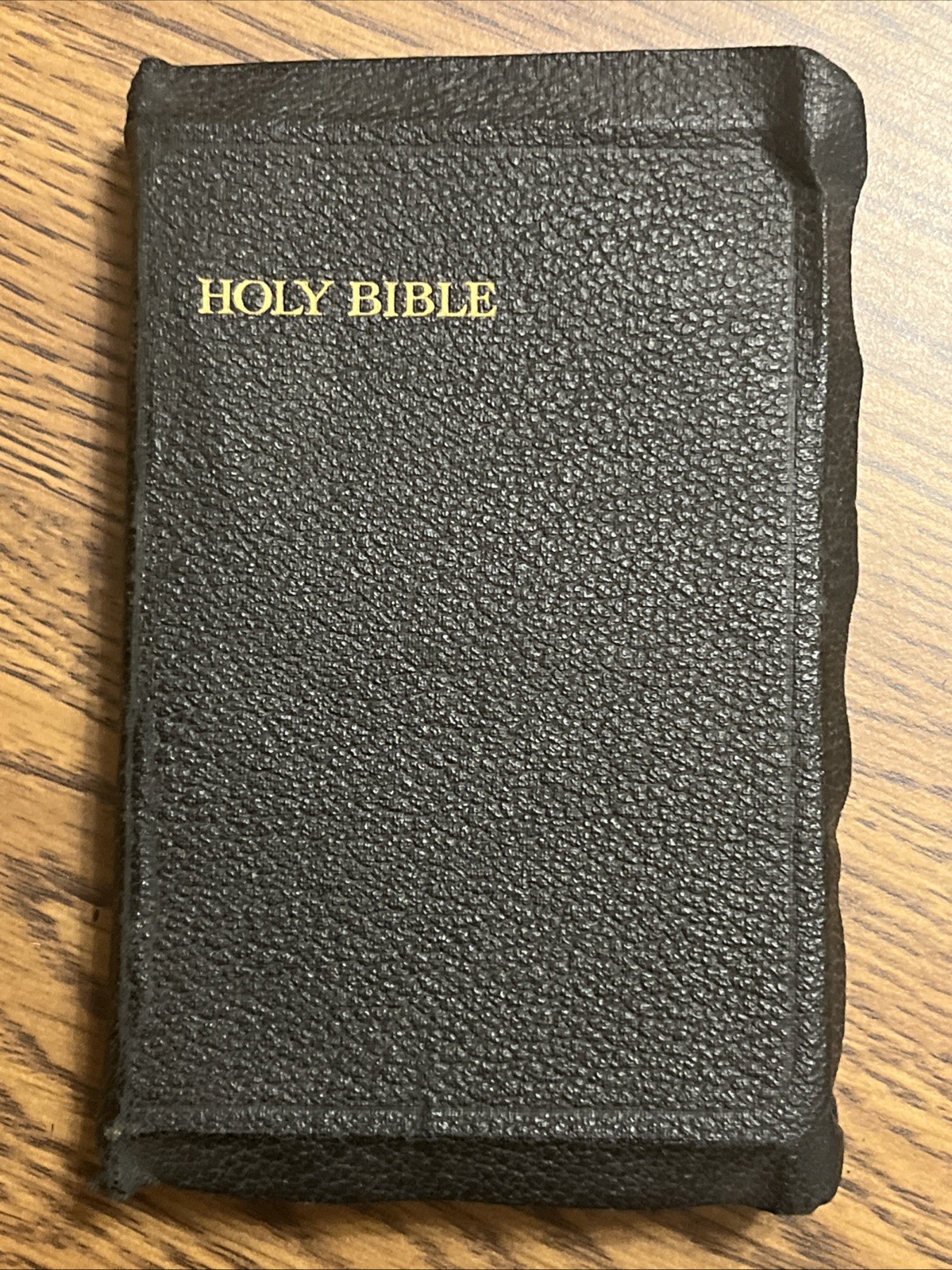 The Holy Bible New & Old Testament Pocket, Bible 1930 Pickering and Inglis.
