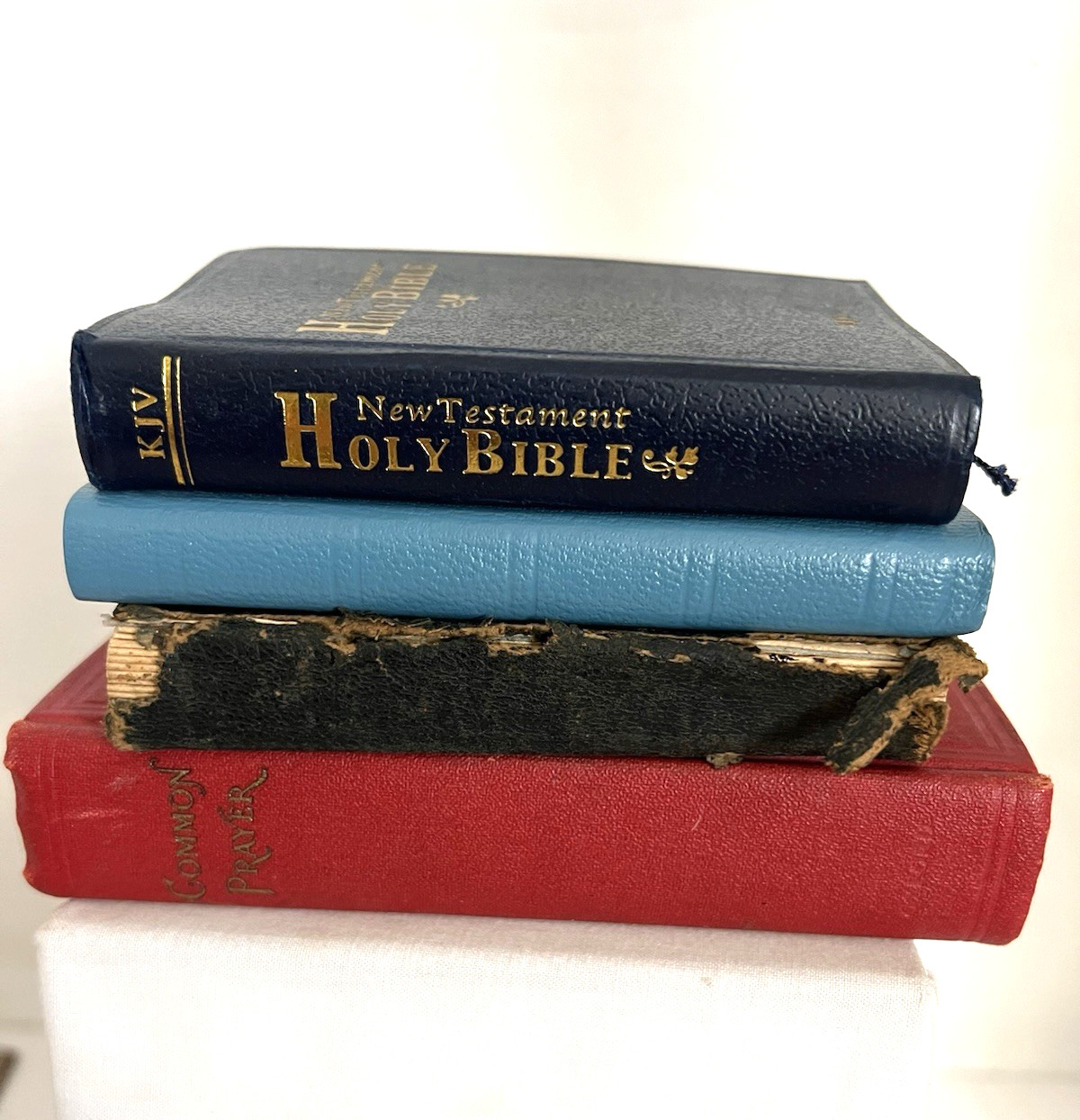 4 Miniature Religious Books New Testament Prayer Bk. Christian Daily Text Book