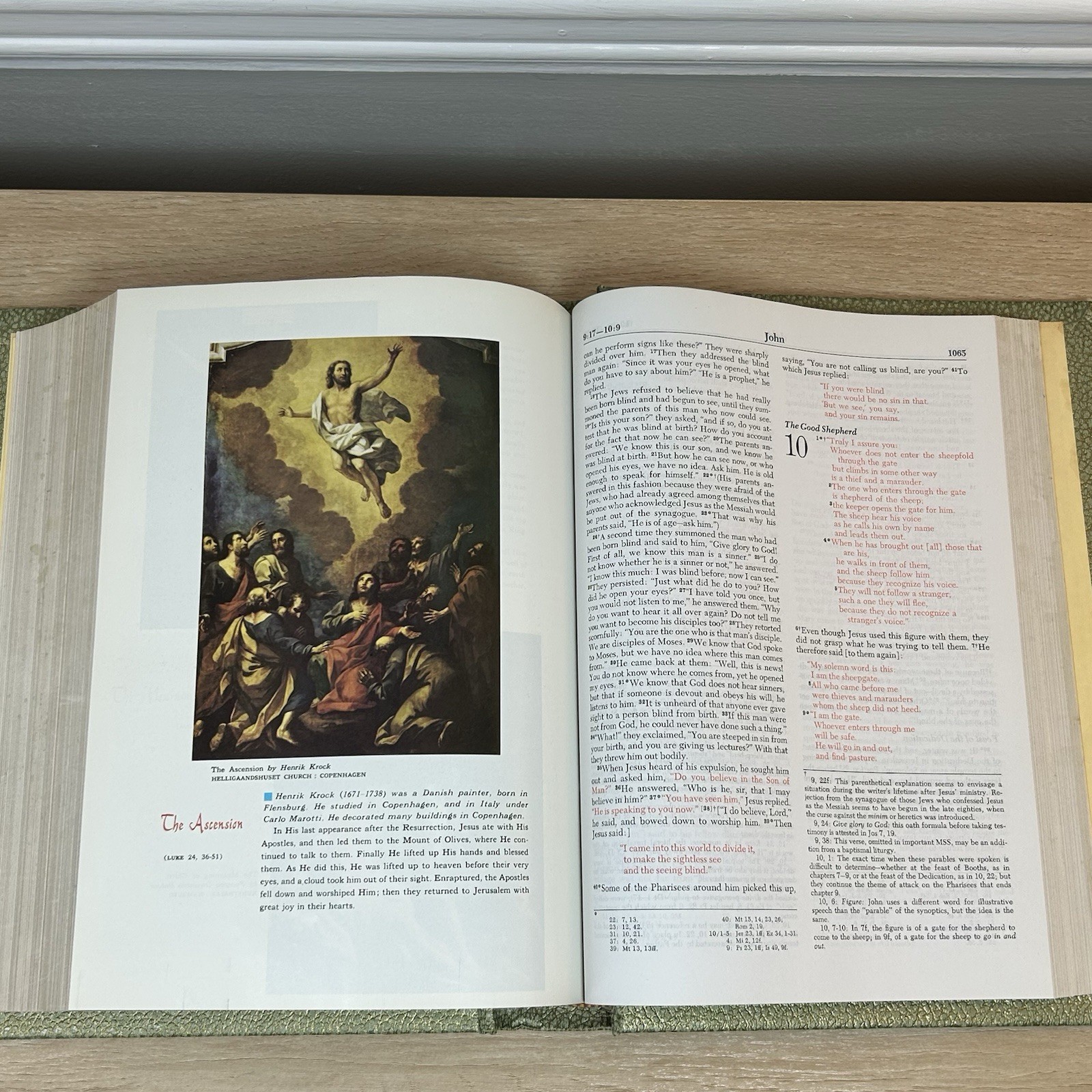 Vintage Holy Bible Heirloom Edition 1978-79 NAB Hardcover Red Letter Illustrated