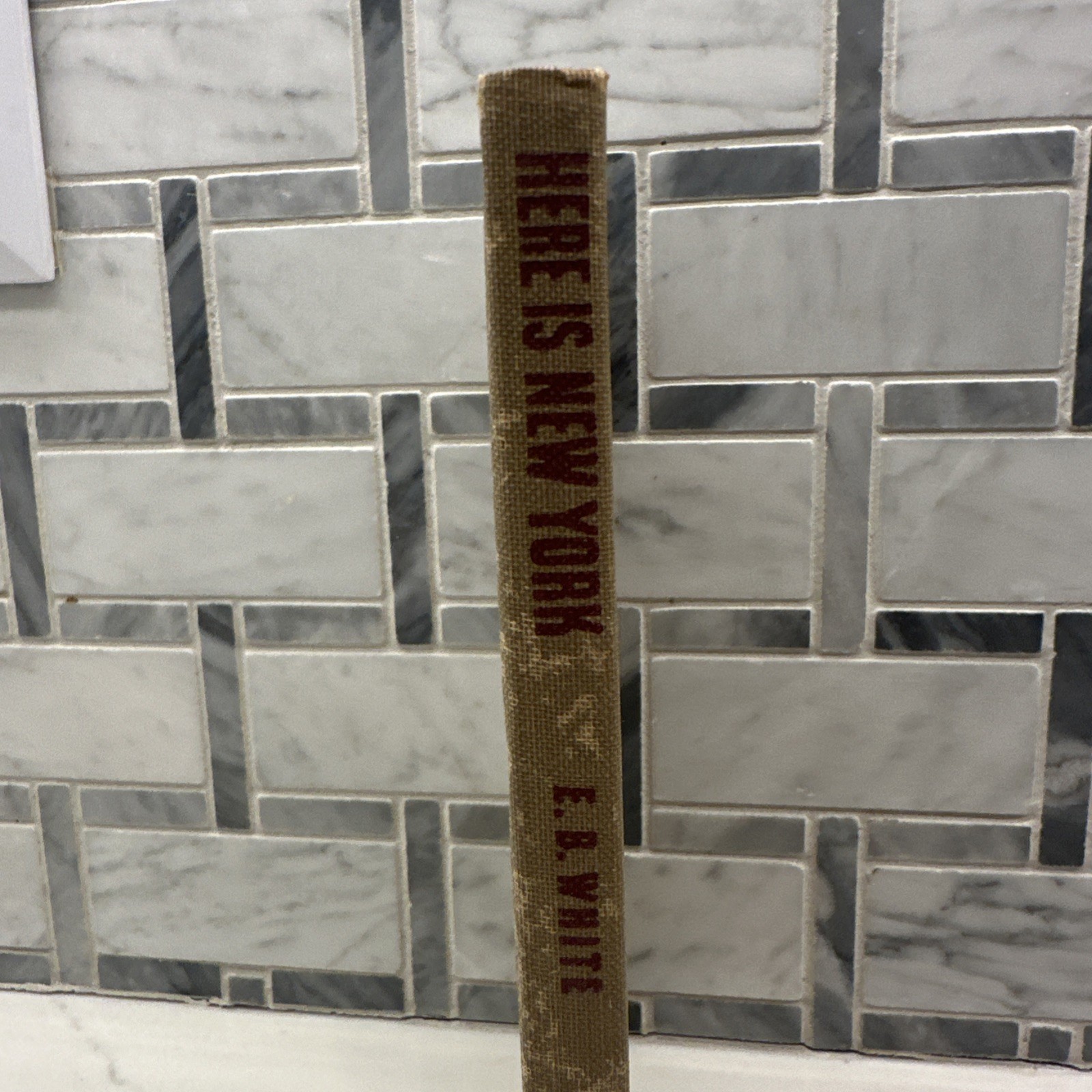 E.B. White Here Is New York Harper Brothers 1949 First Edition Hardcover Insert