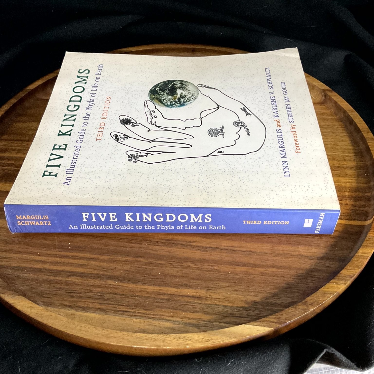 FIVE KINGDOMS Margulis Schwartz Third Edition 1998 Illustrated Biology Gould