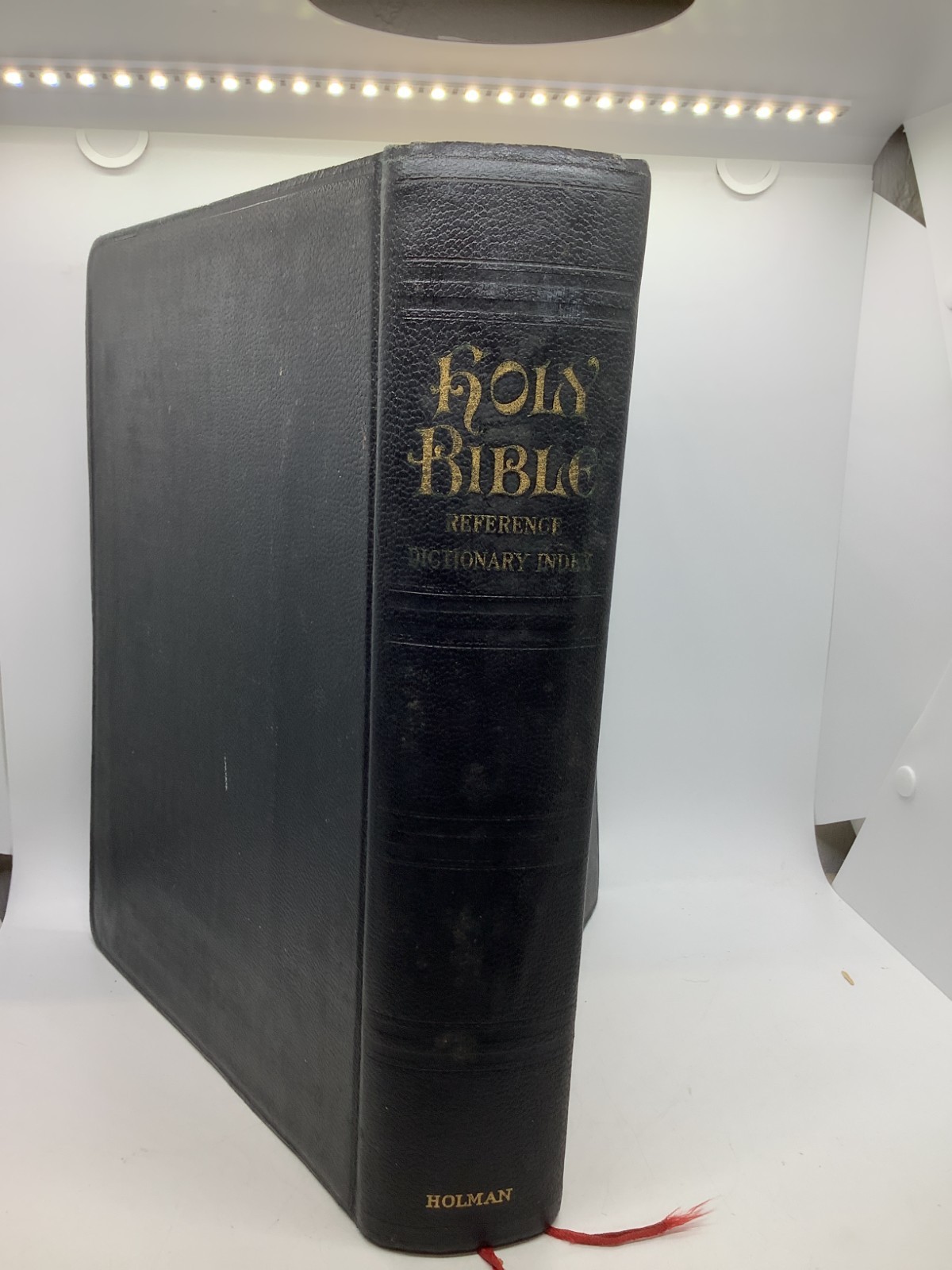 Holy Bible Reference Dictionary Copyright 1925 Revised 1937 A.J. Holman Co Large