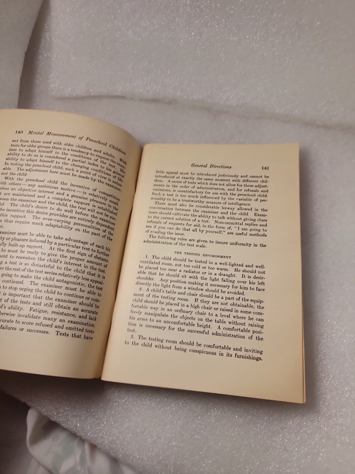 Vintage booklet, „Guide for Administering the Merrill-Palmer Scale of Mental.