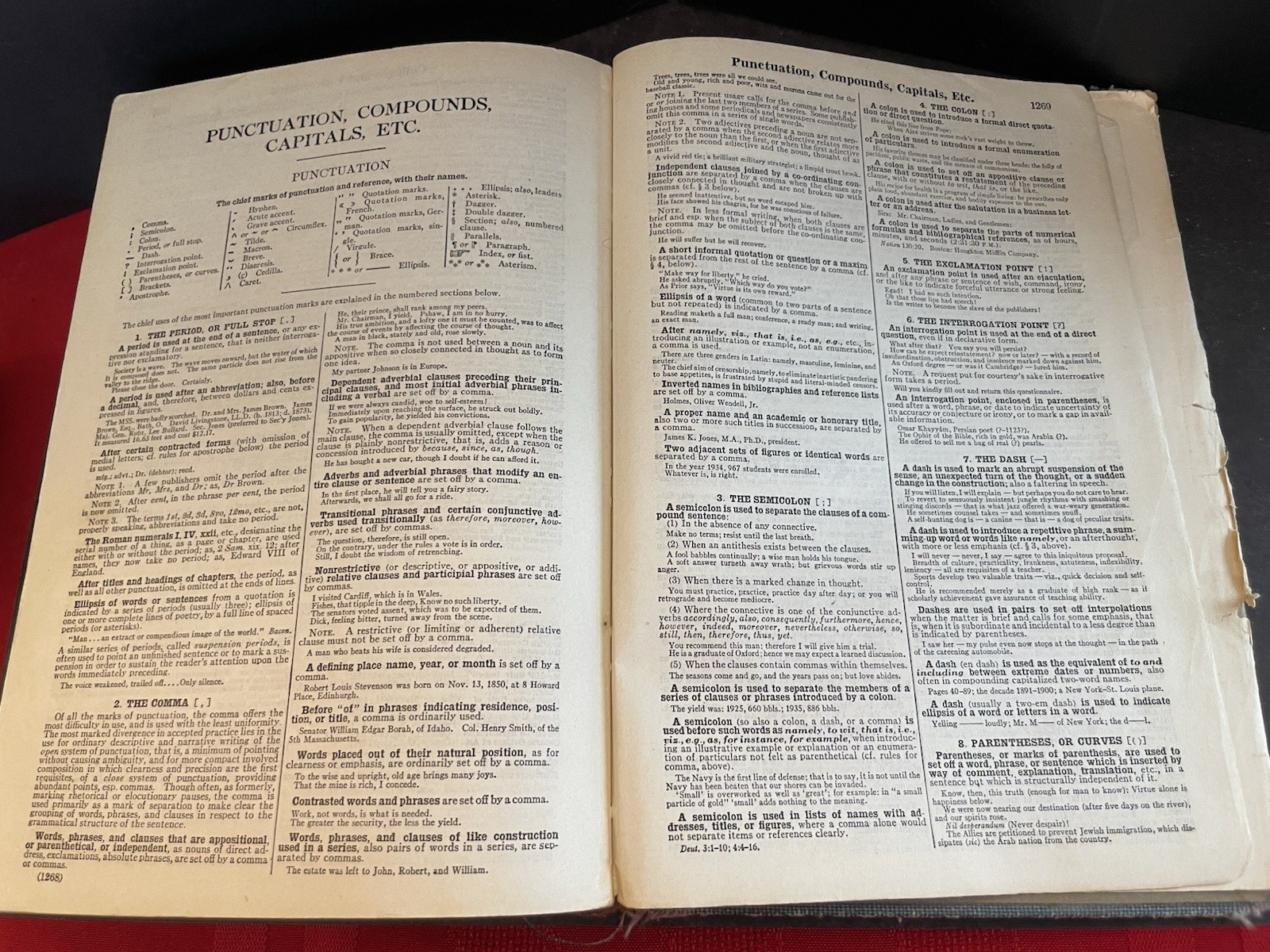 Thin Paper Webster’s Collegiate Dictionary Fifth Edition 1948
