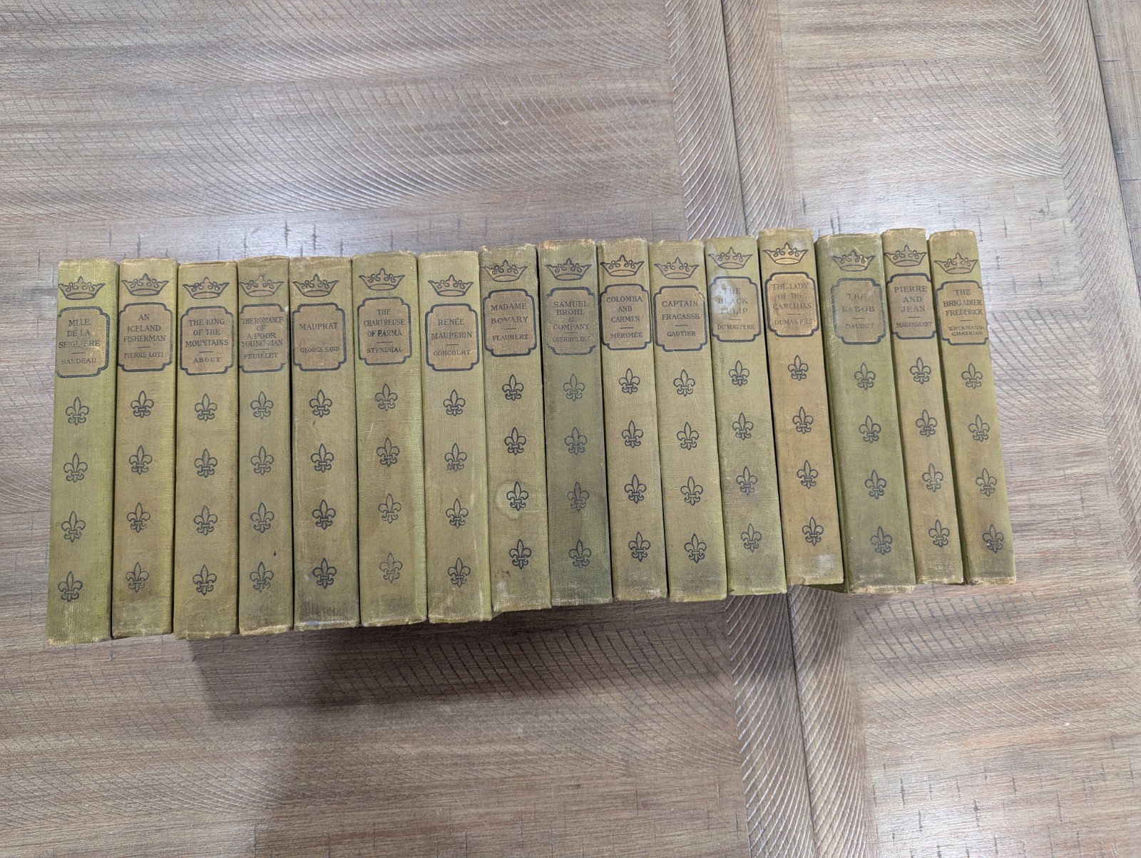 (16) The French Romance Classics Books By Collier-1902 Copyright
