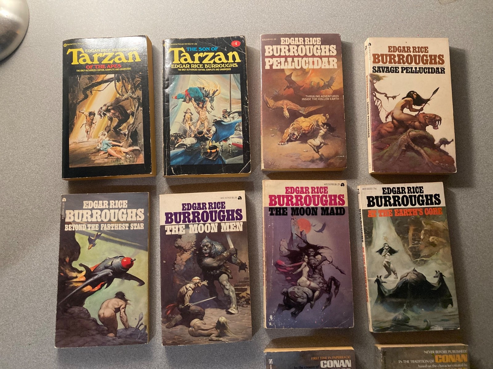 Lot of 10 Fantasy SciFi Paperbacks | Burroughs, Howard | Frazetta, Adams Art