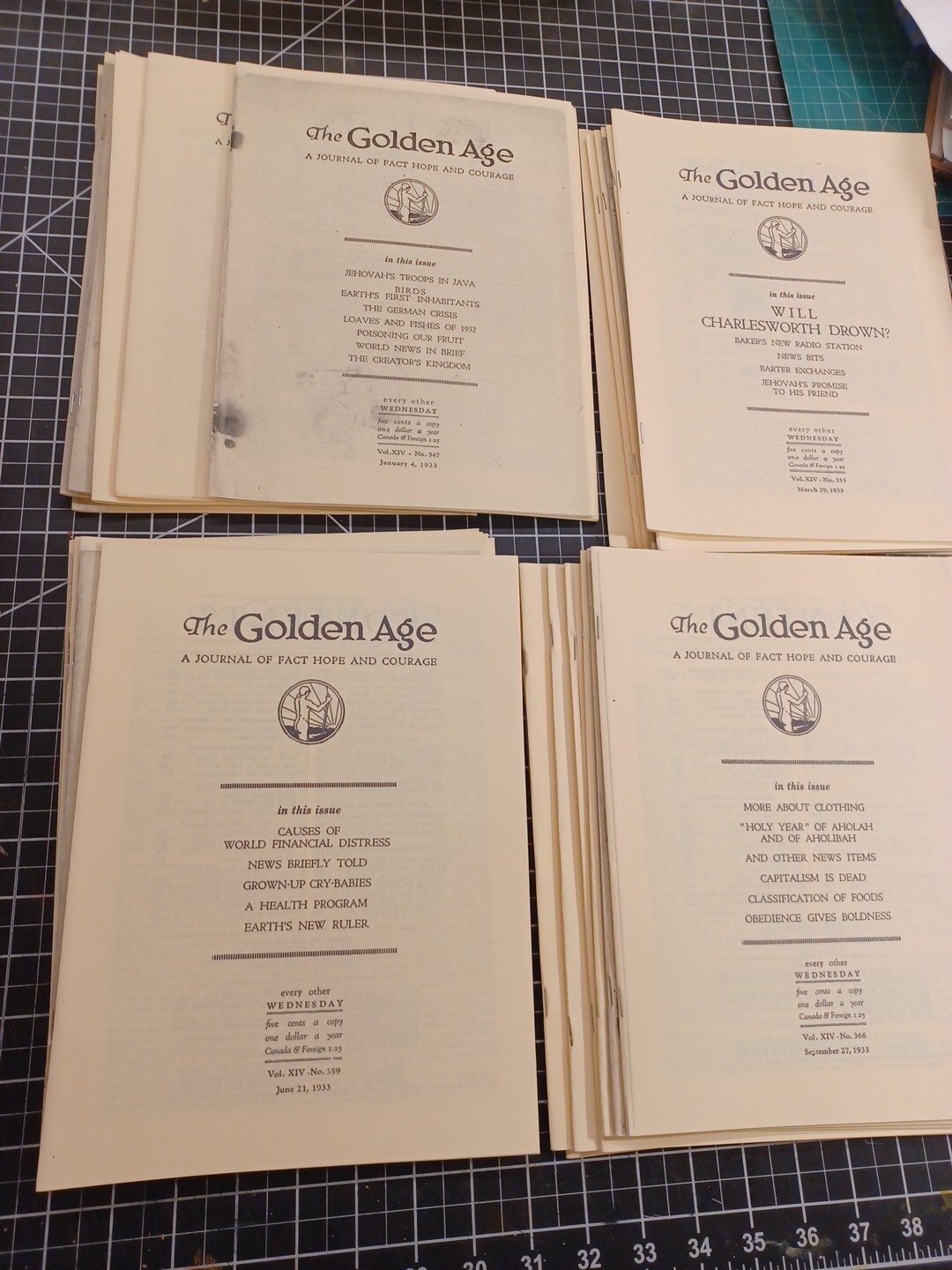 Full Set 26 Issues of 1933 GOLDEN AGE NICE! Repro Stapled Magazines Watchtower