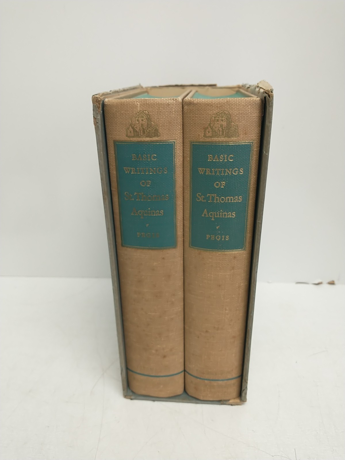 Basic Writings of St. Thomas Aquinas edited by Anton C. Pegis, Vol 1 & 2 1945 HC