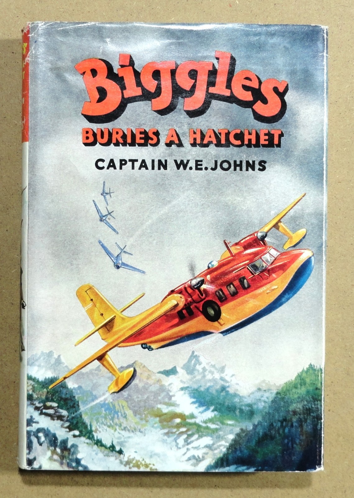 BIGGLES BURIES A HATCHET – 1958 – 1st Edition – Very Good – Original D/W