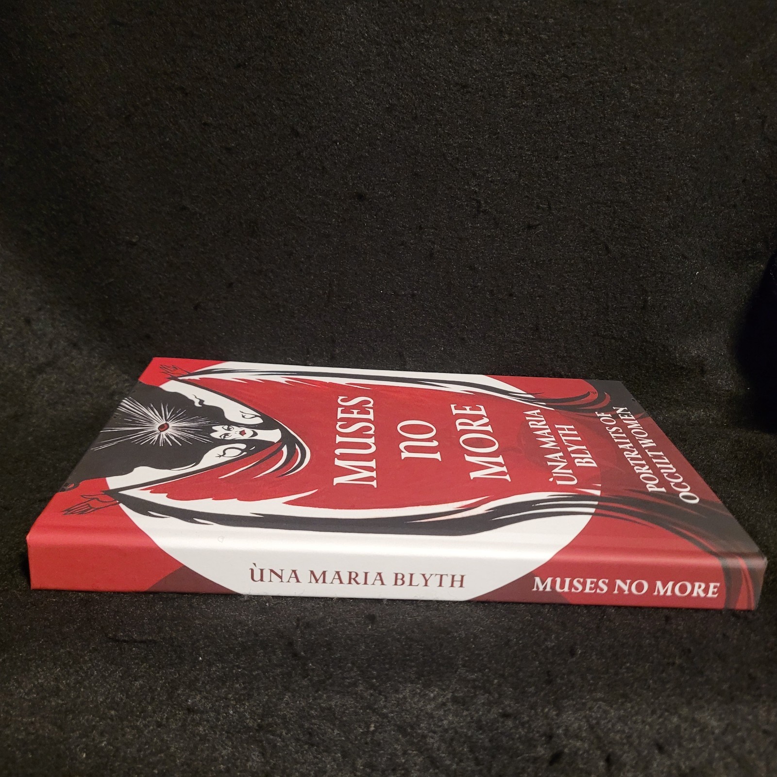 Muses No More: Portraits of Occult Women by Ùna Maria Blyth (Hexen Press, 2024)