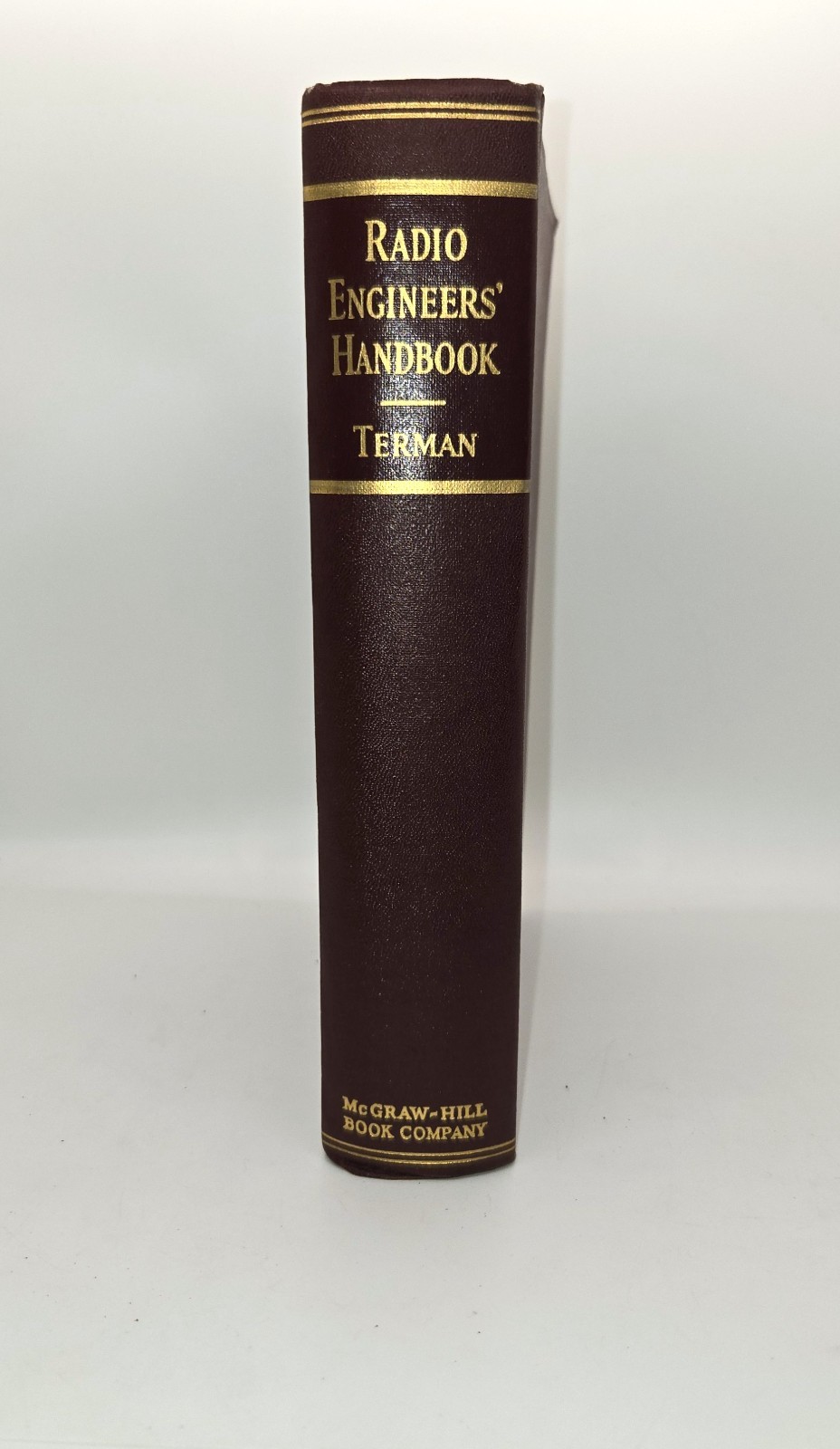 Radio Engineers‘ Handbook by Frederick Terman 1st Edition 1943
