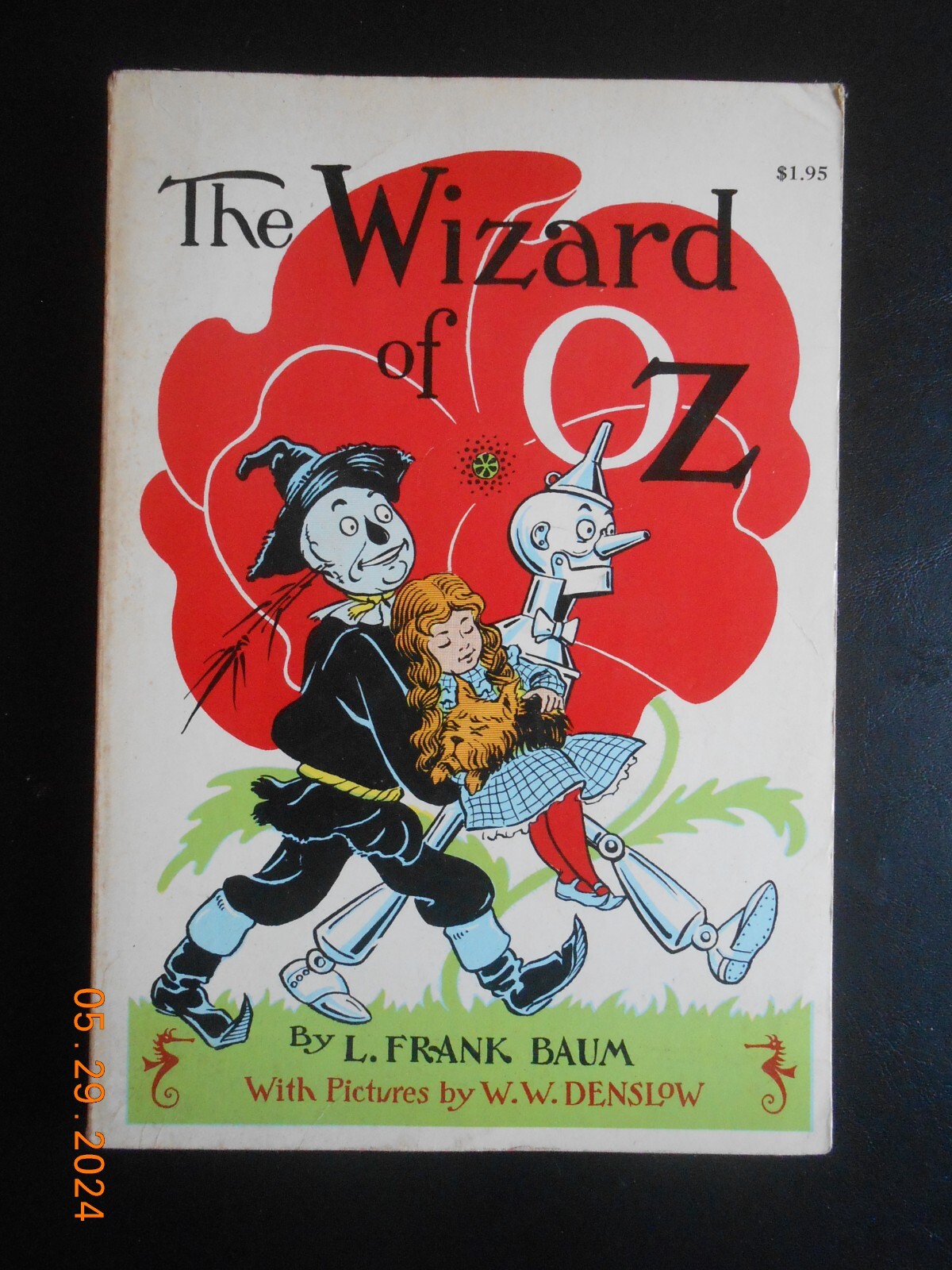 The Wizard of OZ L. Frank Baum W.W. Denslow fantasy Dorothy Scarecrow Tim Man