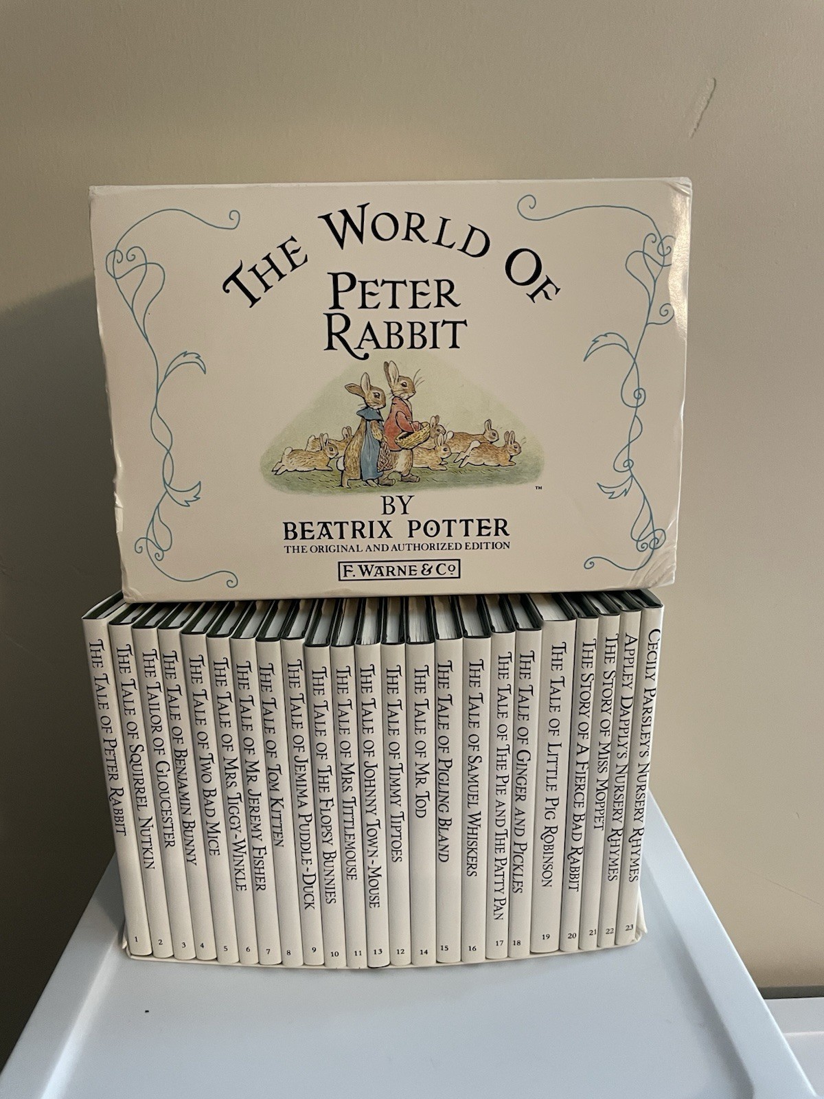 Vtg The World Of Peter Rabbit Box Set Complete UK Beatrix Potter 23 Books