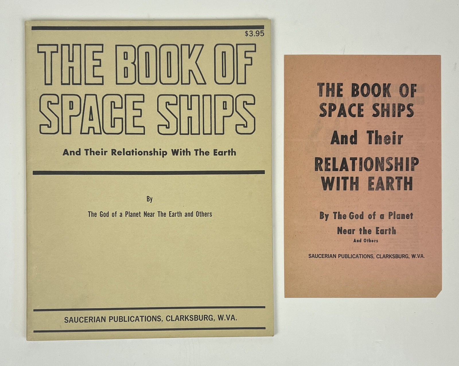 Gray Barker / Book of Space Ships and Their Relationship With the Earth 1st