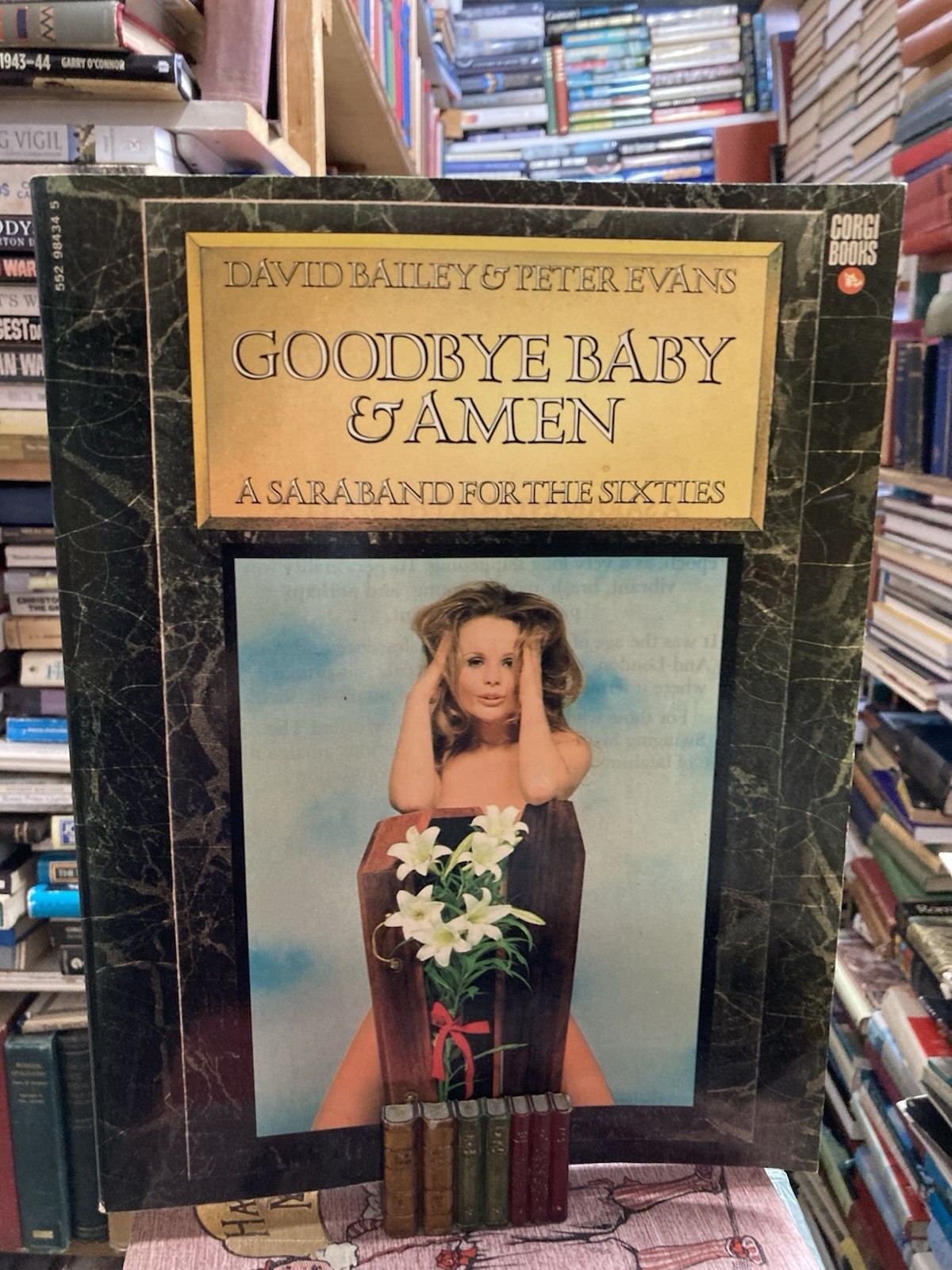 David Bailey Peter Evans Goodbye Baby & Amen Corgi 1st Edition 1970 Very Good
