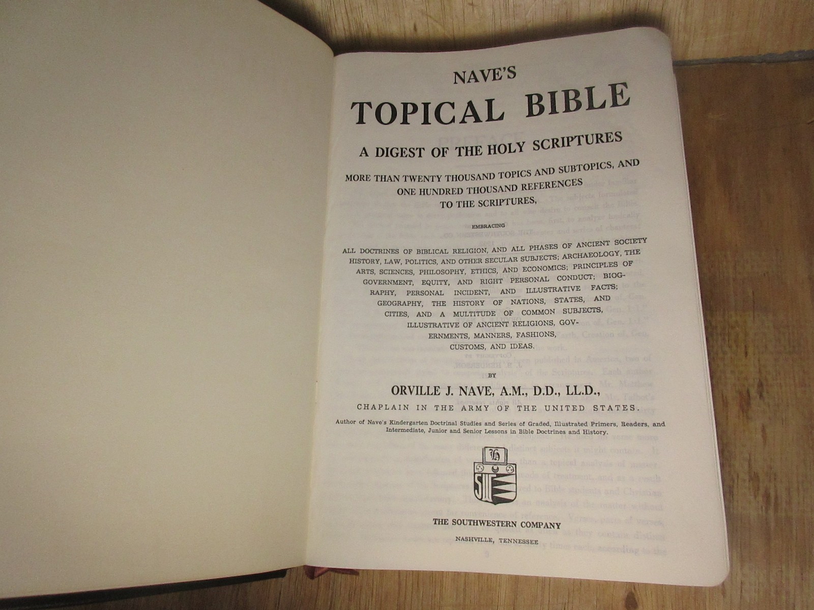 NAVE’S TOPICAL BIBLE: A Digest of the Holy Scriptures – 1962 -Black – Vintage