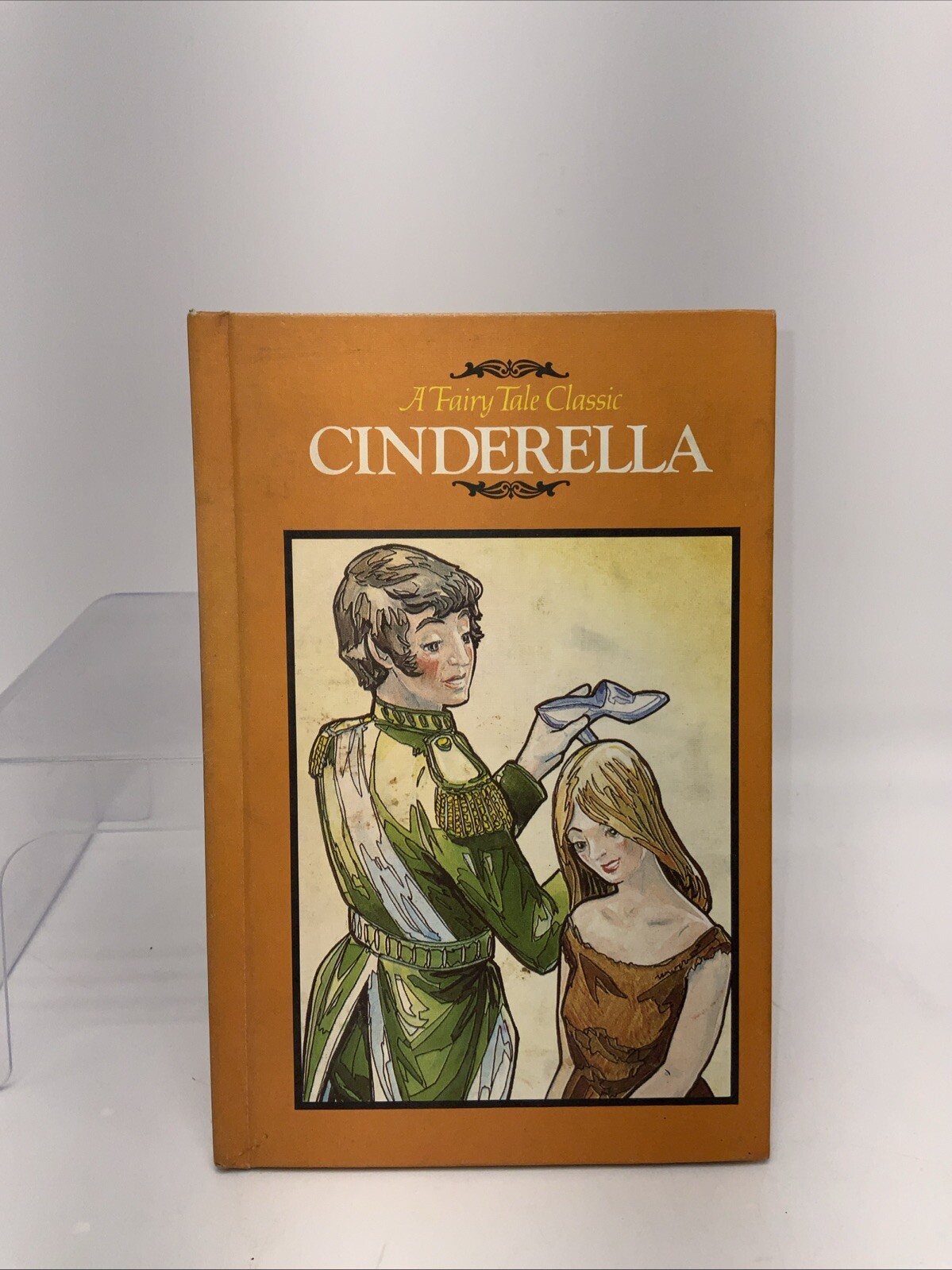 Cinderella, A Fairy Tale Classic Grolier Enterprises 1982 HC