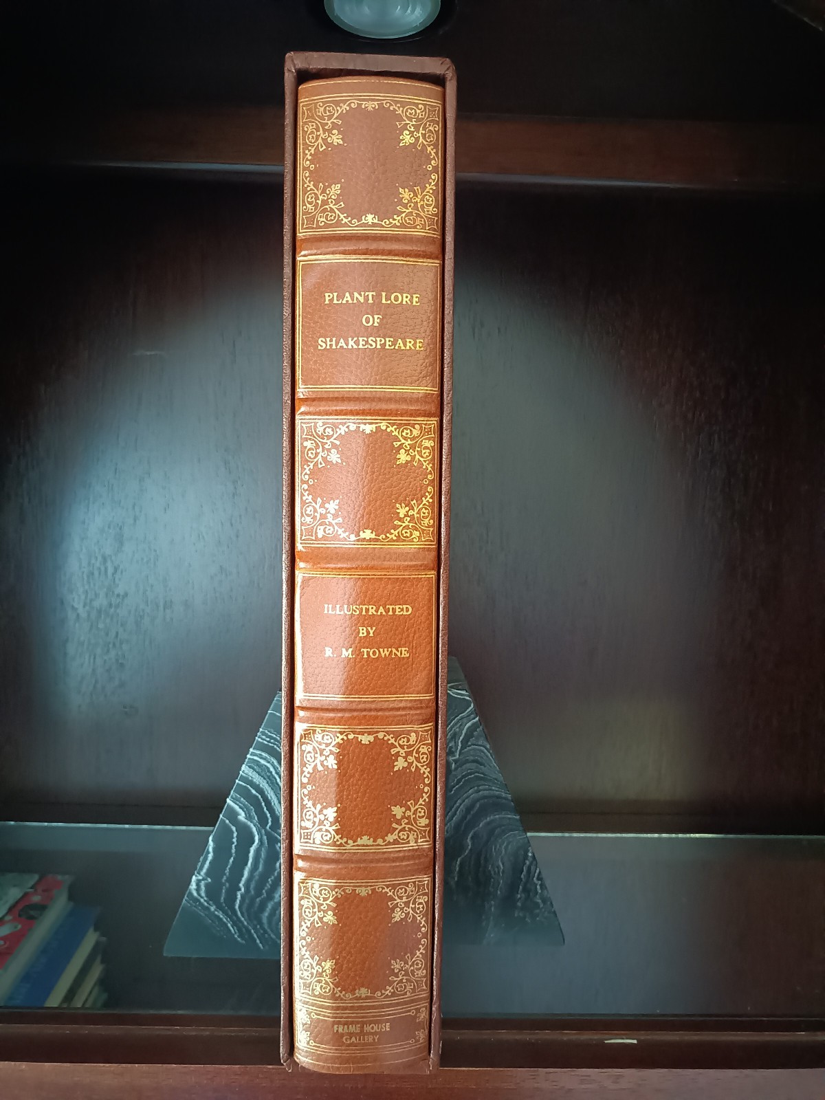 Plant Lore of Shakespeare_Rosa M Towne_Frame House Gallery_1974_Folio_Slipcase