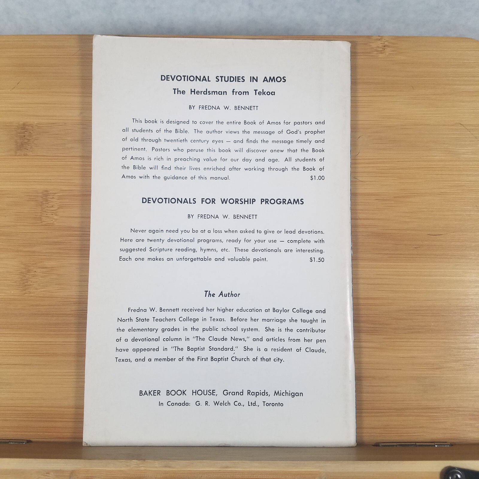 Devotional Studies in Amos: Herdsman Tekoa – Stapled Paperback by Fredna Bennett