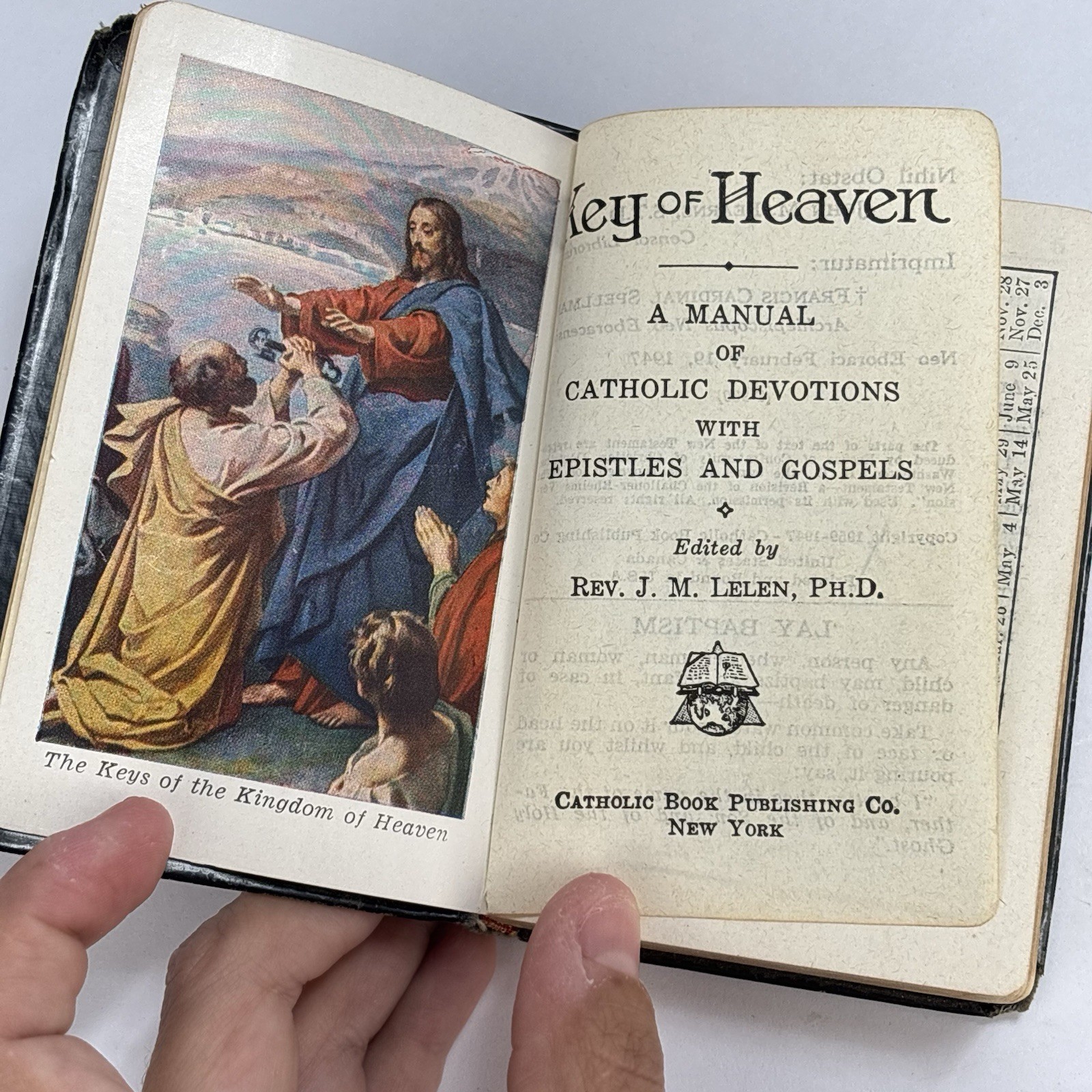 1954 KEY OF HEAVEN A COMPLETE PRAYERBOOK FOR CATHOLICS DEVOTIONS 4.5”x3” READ