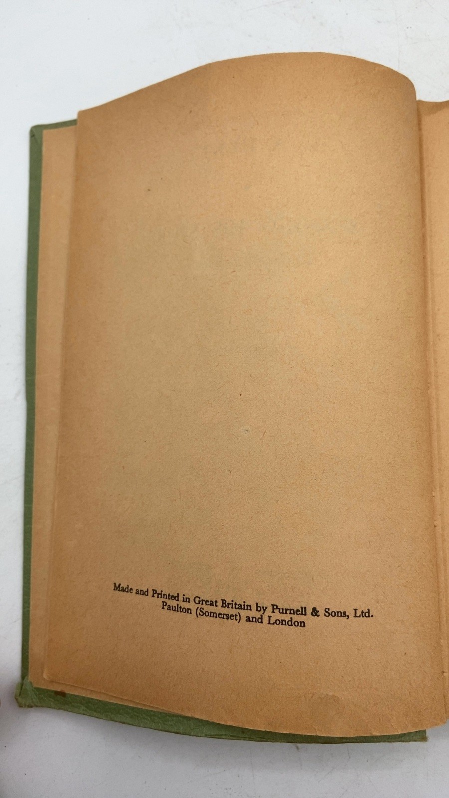 Winning His Spurs: A Tale of the Crusades G. A. Henty Hardcover Abridged Edition