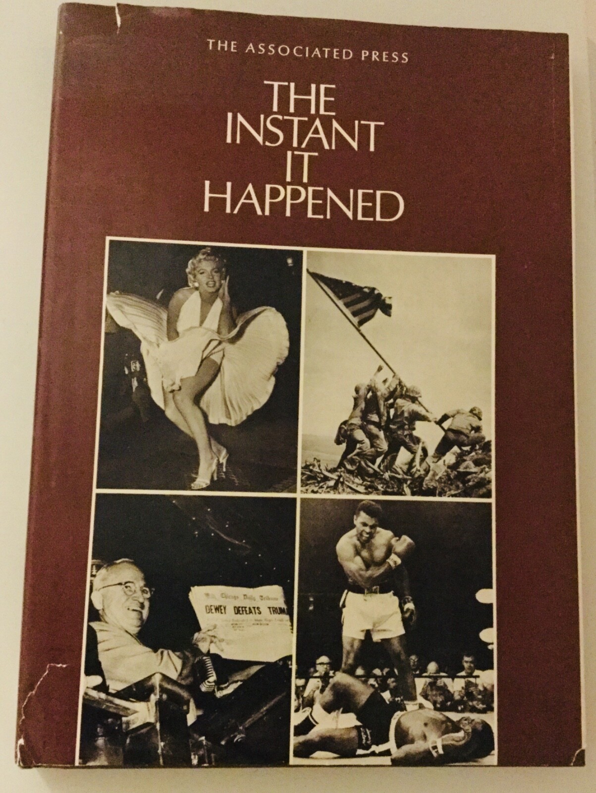 1975 The Instant it Happened by The Associated Press. HBDJ,
